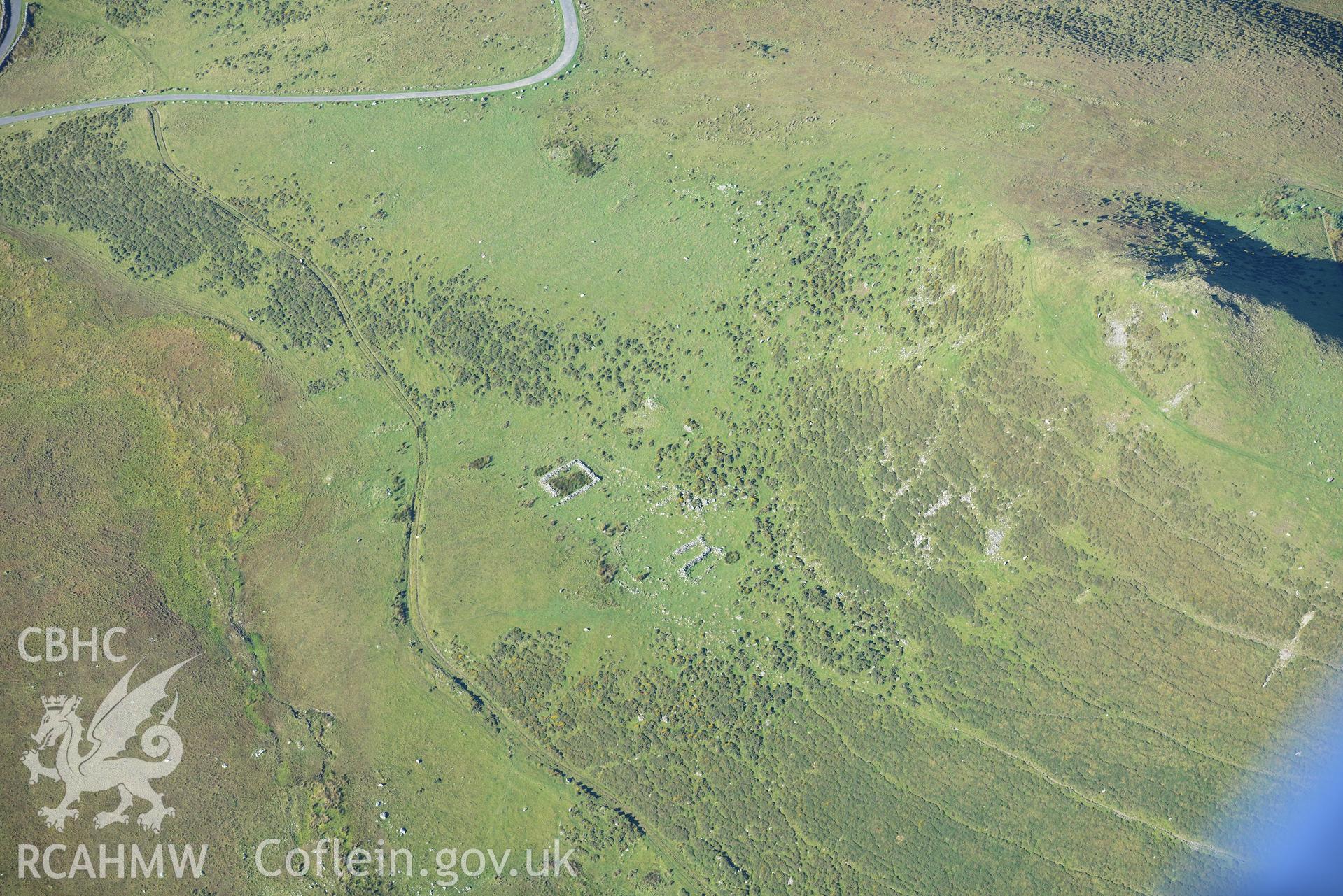 Sheepfold east of Hafoty Fach near Llynnau Cregennen, Cadair Idris. Oblique aerial photograph taken during the Royal Commission's programme of archaeological aerial reconnaissance by Toby Driver on 2nd October 2015.