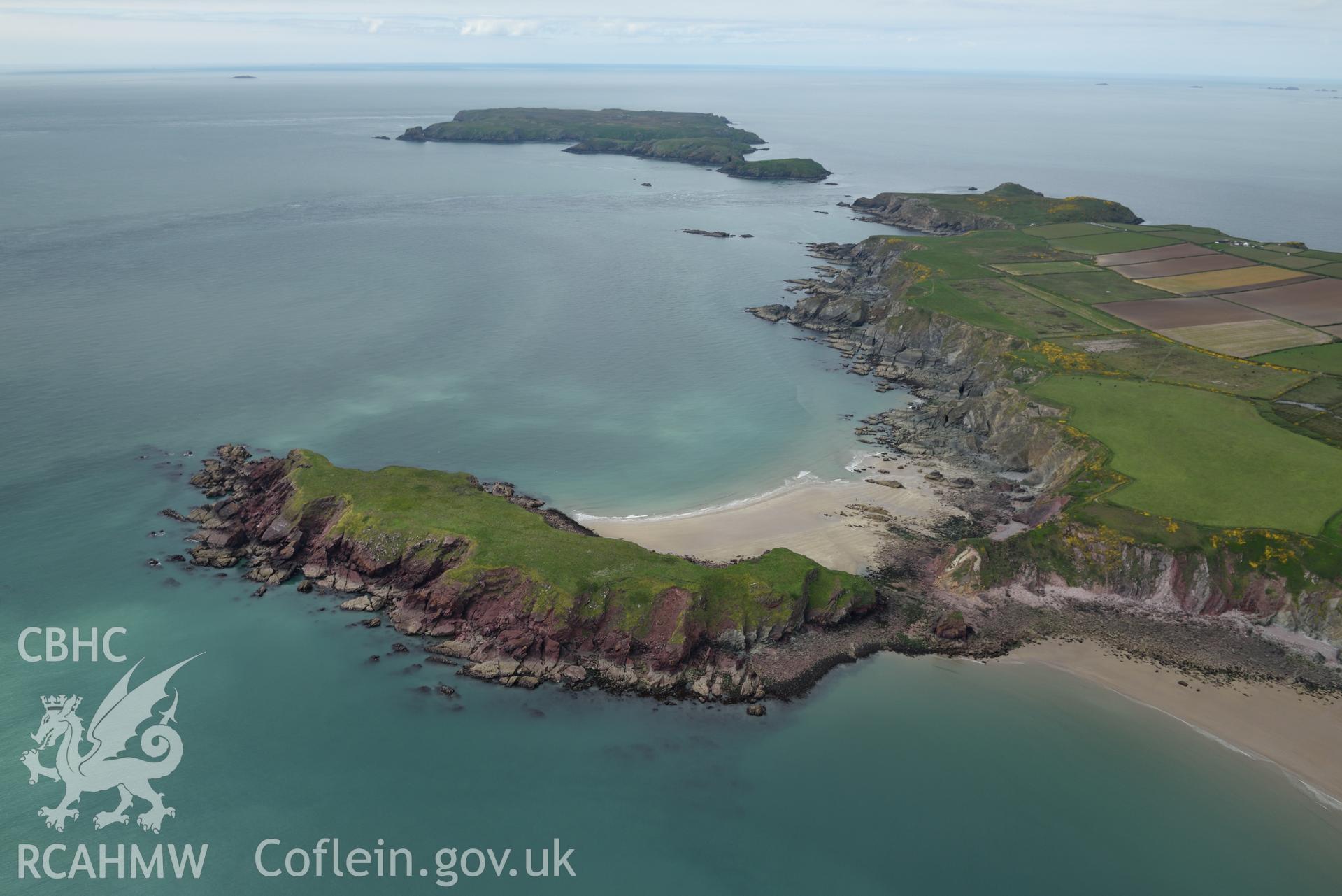 Gateholm Island at extreme low tide. Baseline aerial reconnaissance survey for the CHERISH Project. ? Crown: CHERISH PROJECT 2017. Produced with EU funds through the Ireland Wales Co-operation Programme 2014-2020. All material made freely available through the Open Government Licence.