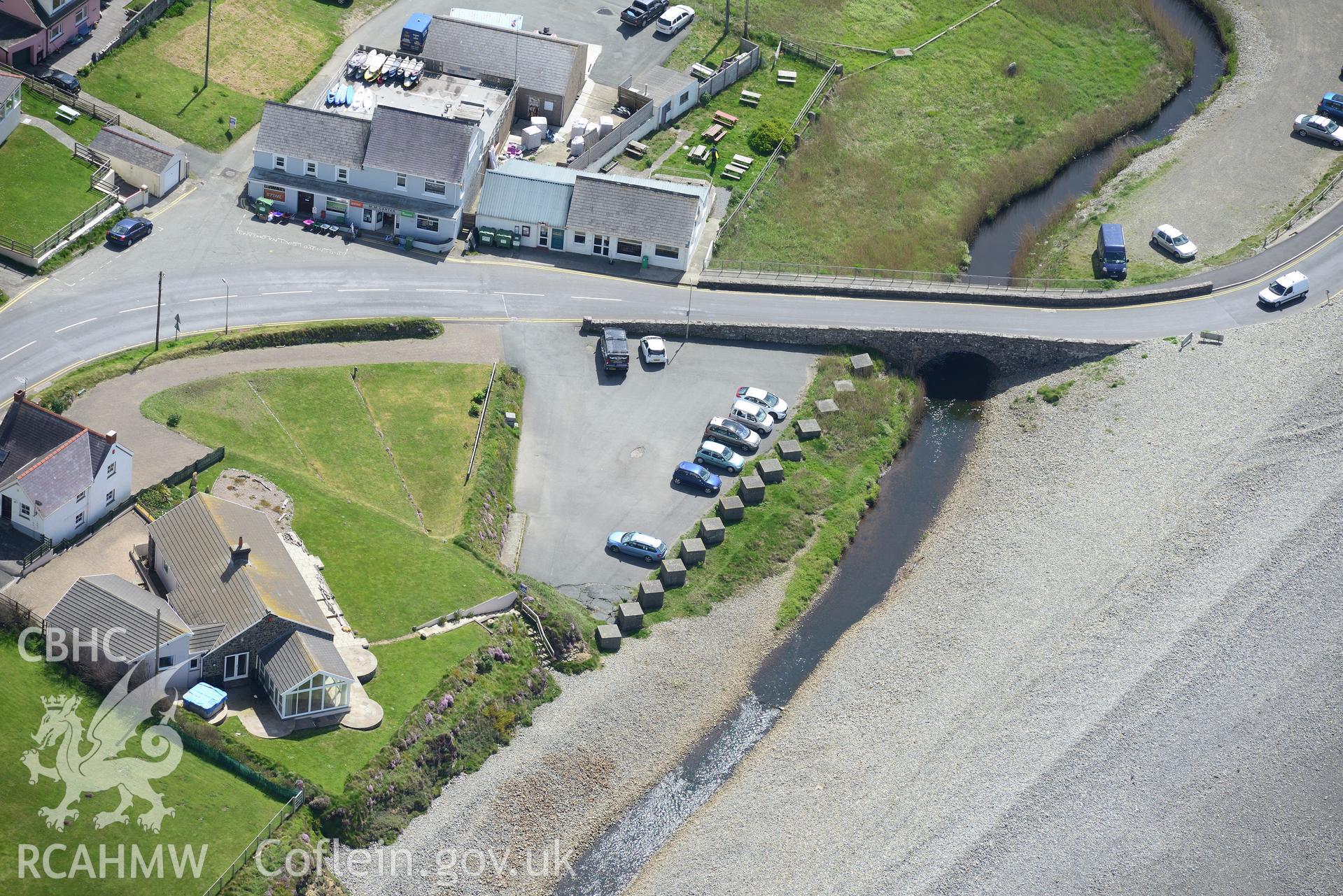 Newgale Anti Invasion defences (cubes), Newgale, near Haverfordwest, Pembrokeshire. Oblique aerial photograph taken during the Royal Commission's programme of archaeological aerial reconnaissance by Toby Driver on 13th May 2015.