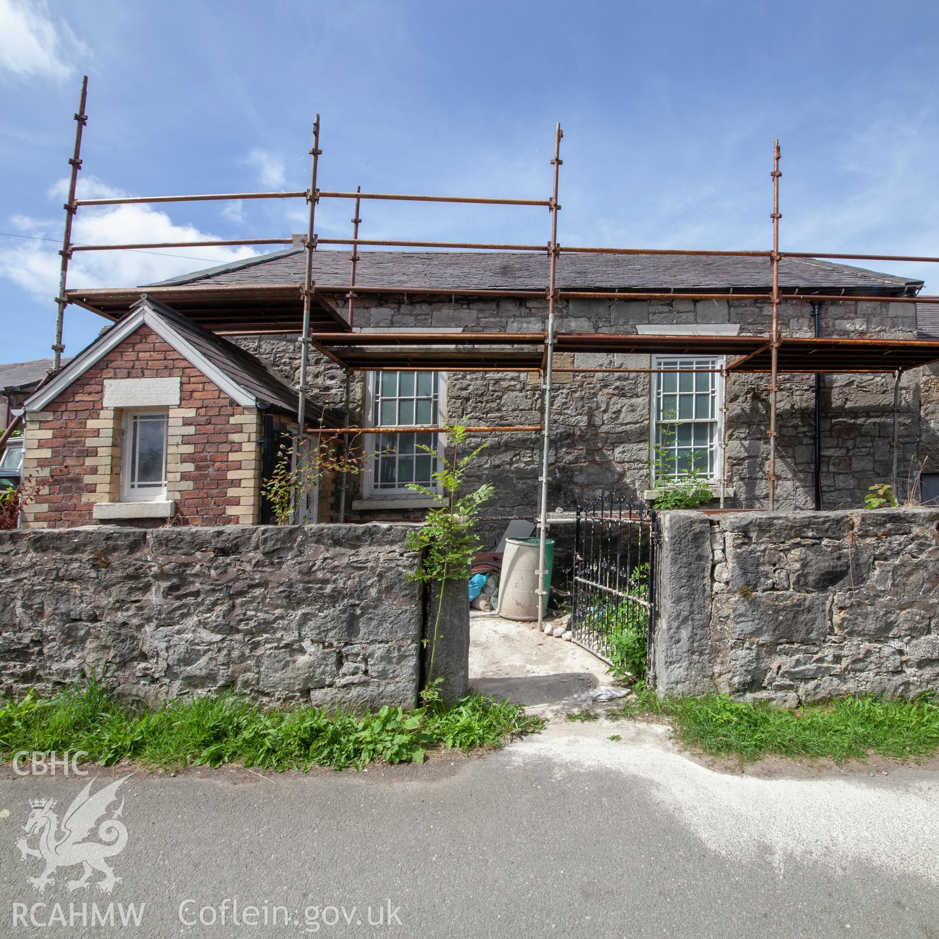 Colour photograph showing side elevation of Llwynypandy Calvinistic Methodist Chapel, Llwynypandy, Gwernymynydd, Mold. Photographed by Richard Barrett on 4th August 2018.