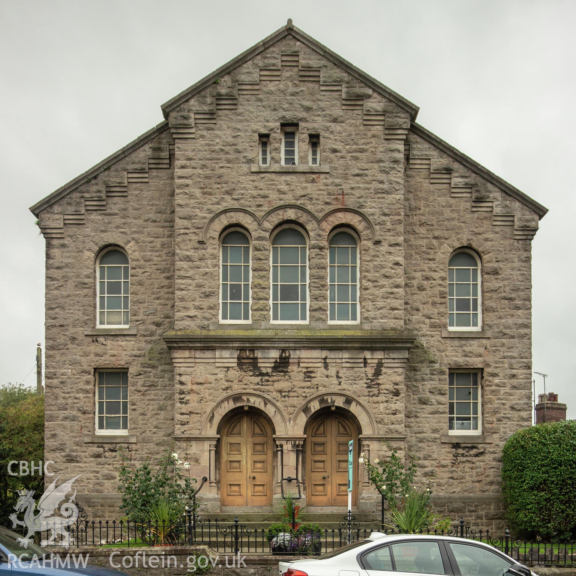 Colour photograph showing front elevation and two entrances of Bethesda Wesleyan Methodist Chapel, Abergele Road, Old Colwyn. Photographed by Richard Barrett on 17th September 2018.