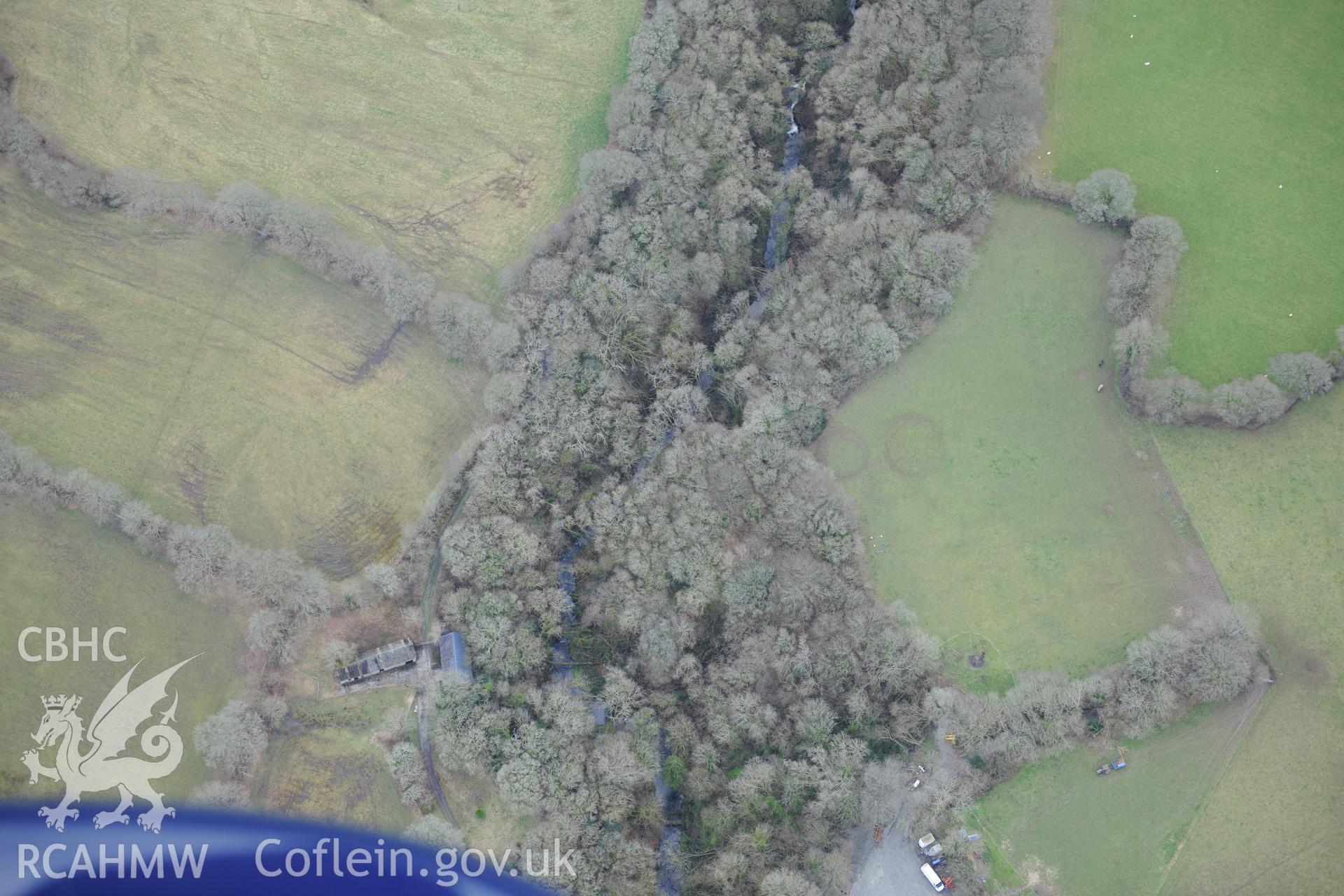Castell Felin-Cwrrws promontory fort near Aberbanc, Llandysul. Oblique aerial photograph taken during the Royal Commission's programme of archaeological aerial reconnaissance by Toby Driver on 13th March 2015.