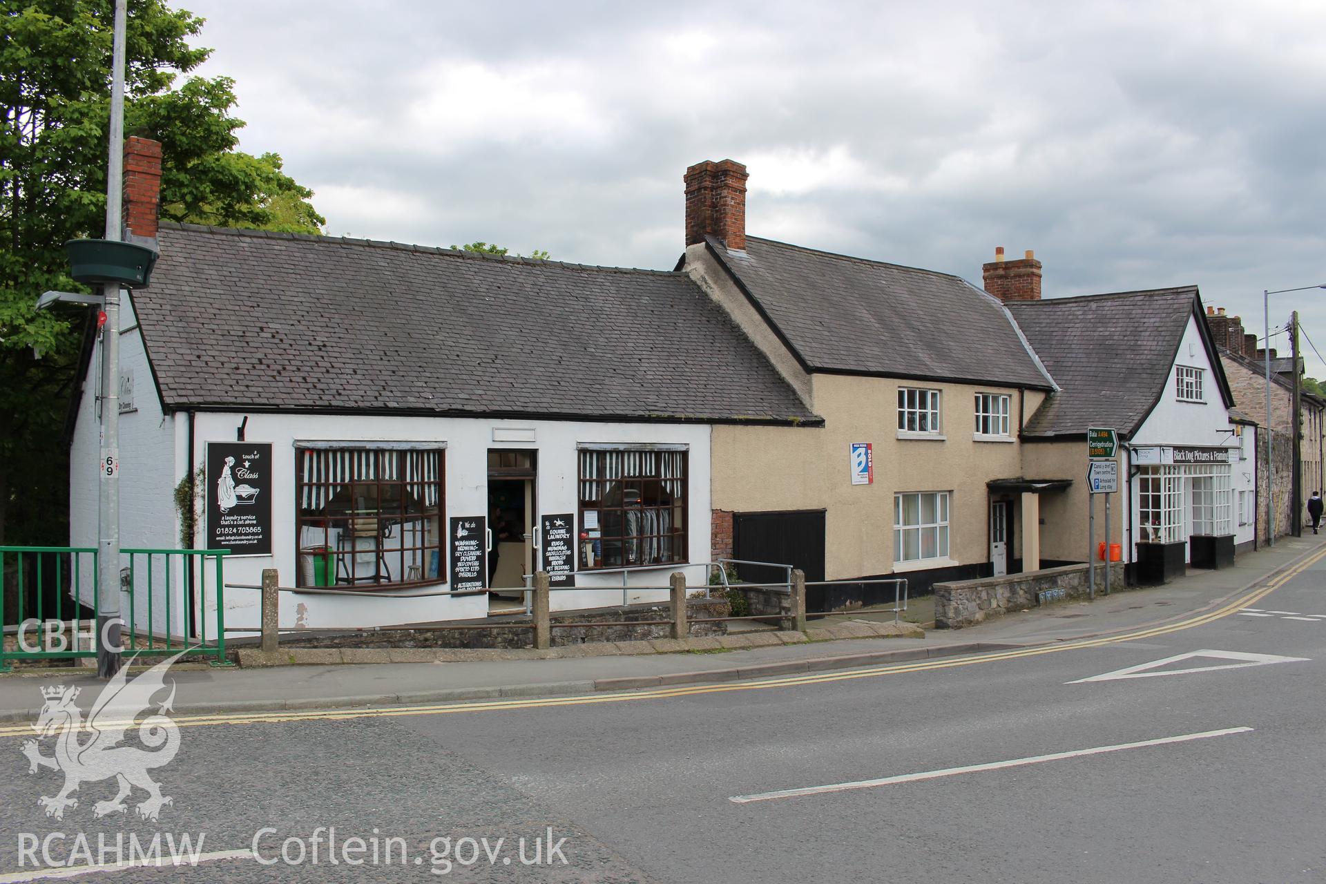 Colour photograph showing exterior view of 3, 5 and 7 Mwrog Street, Ruthin. Photographed during survey conducted by Geoff Ward on 14th May 2014.