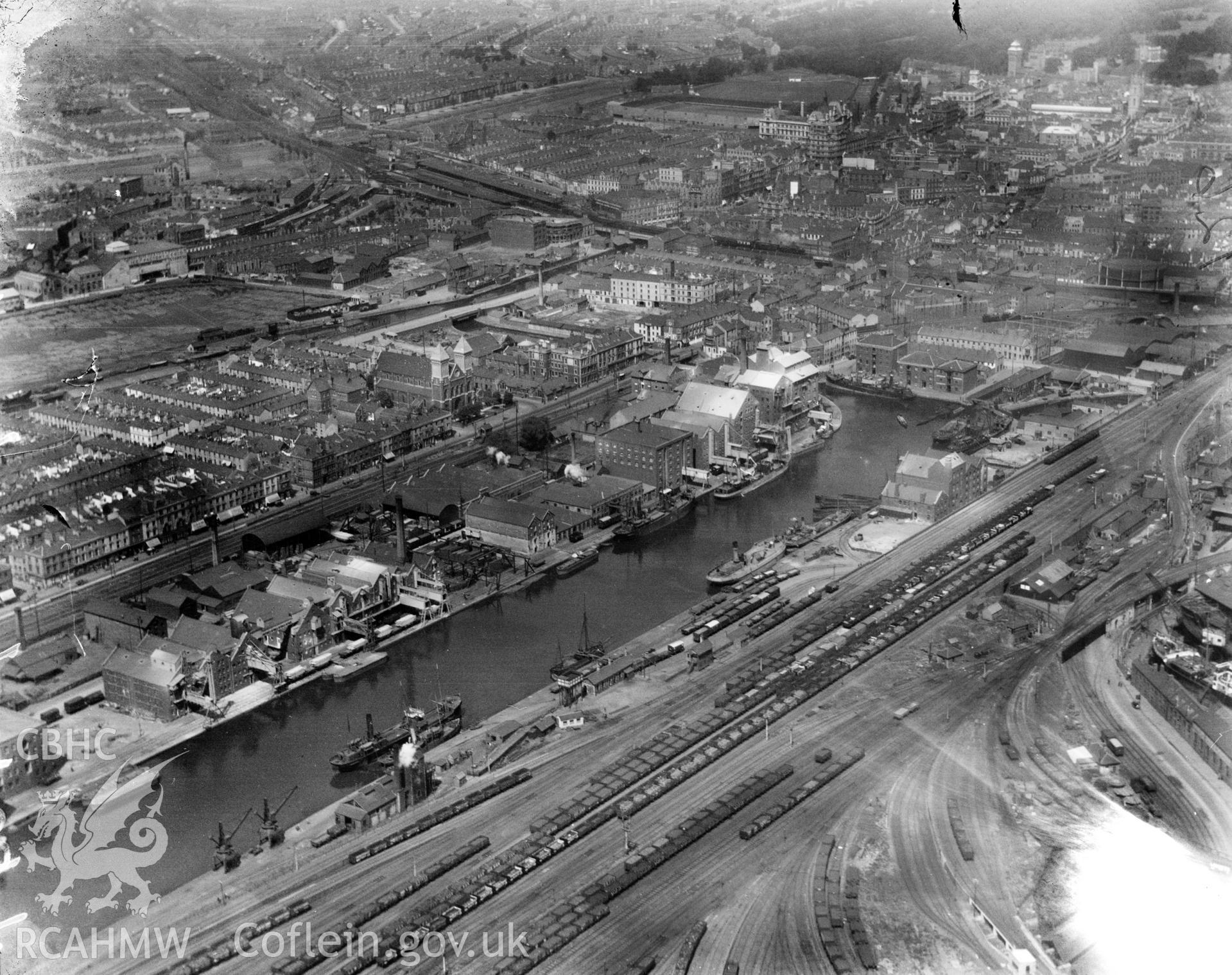 Bute East Dock, Cardiff showing the Spillers Factory, oblique aerial view. 5?x4? black and white glass plate negative.