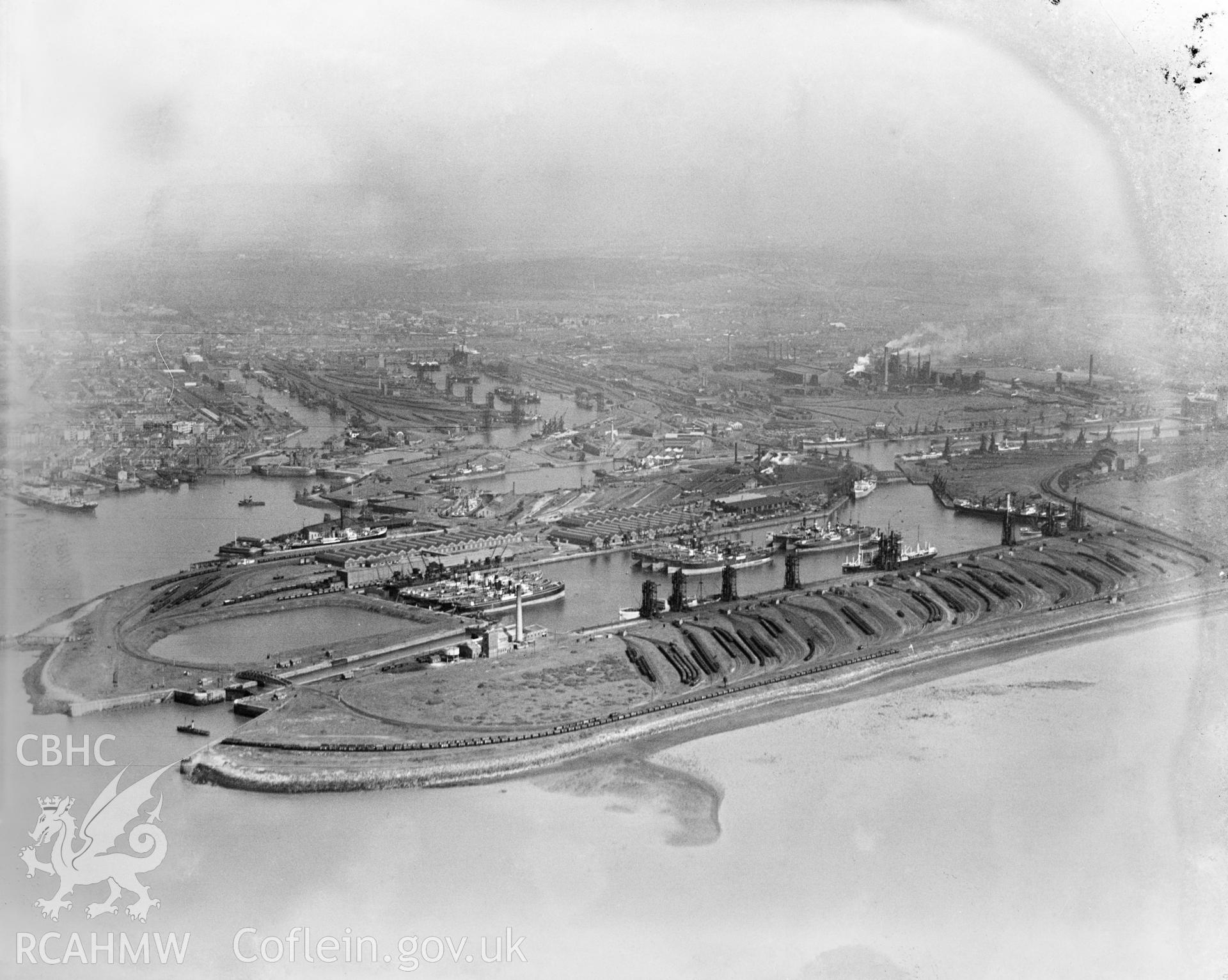View of Cardiff Docks, oblique aerial view. 5?x4? black and white glass plate negative.