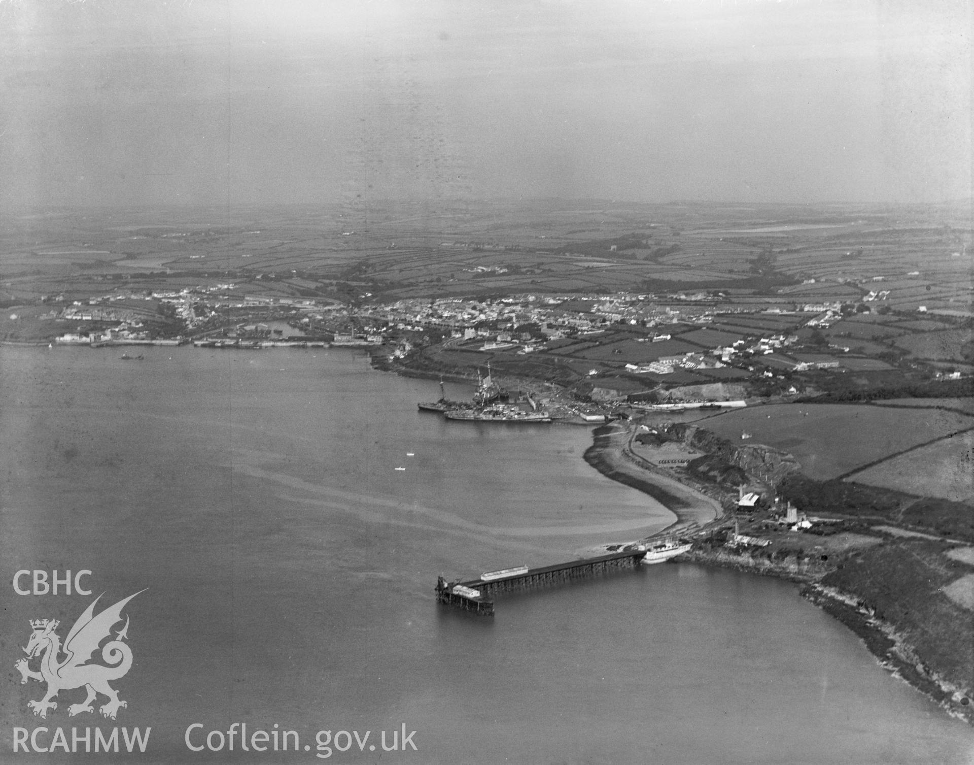 View of Milford Haven, oblique aerial view. 5?x4? black and white glass plate negative.