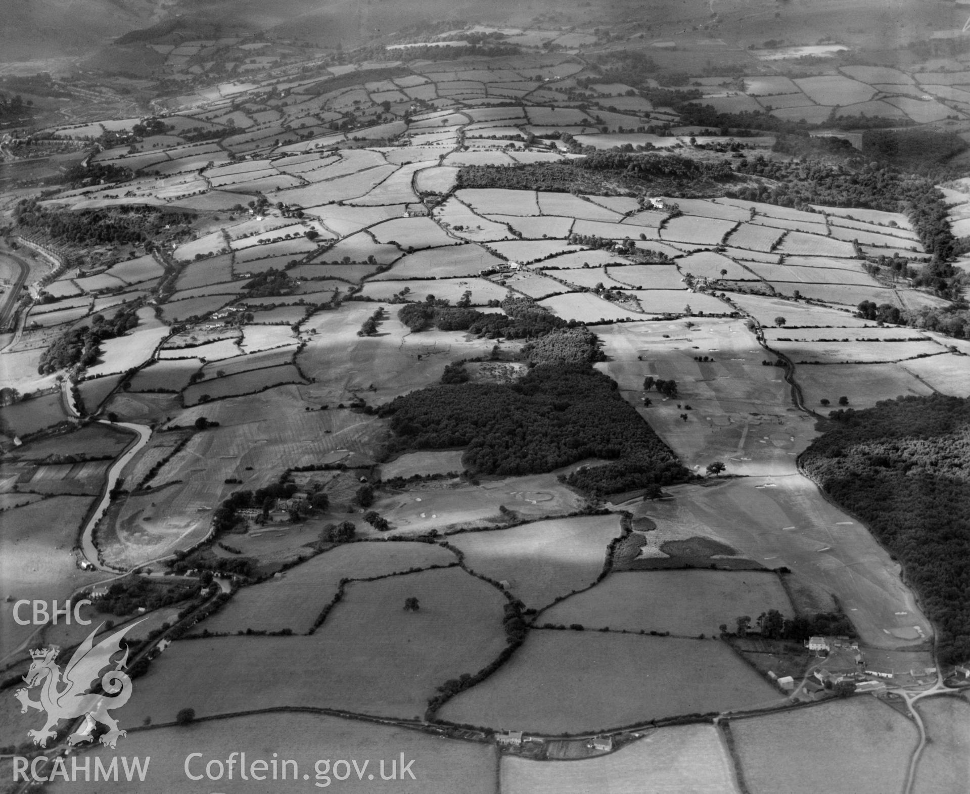 View of Llanishen golf club, oblique aerial view. 5?x4? black and white glass plate negative.