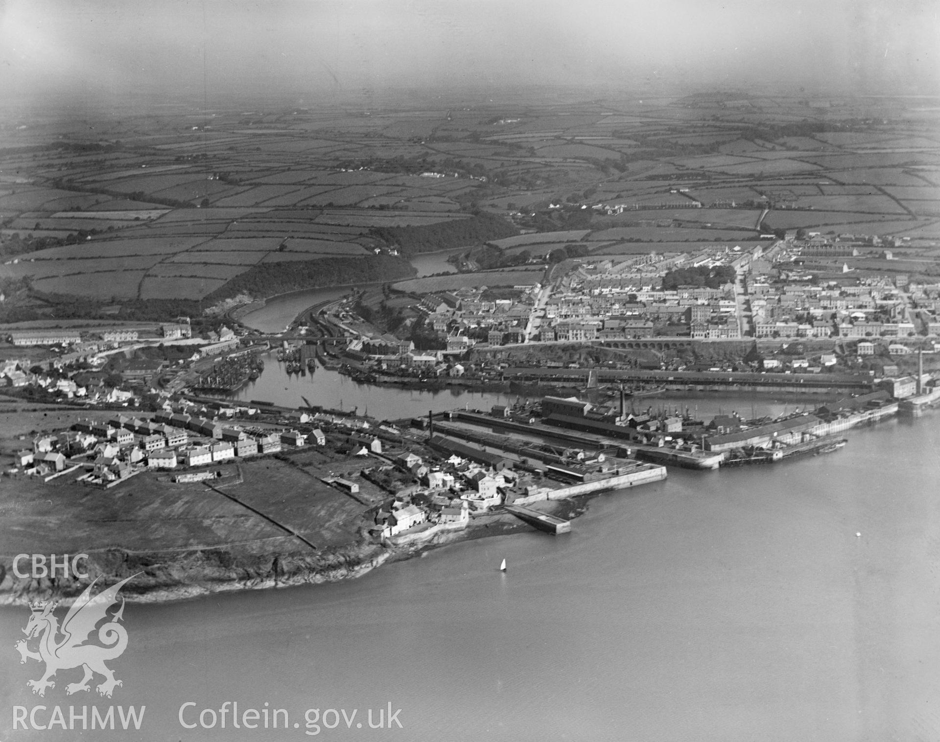 View of Milford Haven, oblique aerial view. 5?x4? black and white glass plate negative.