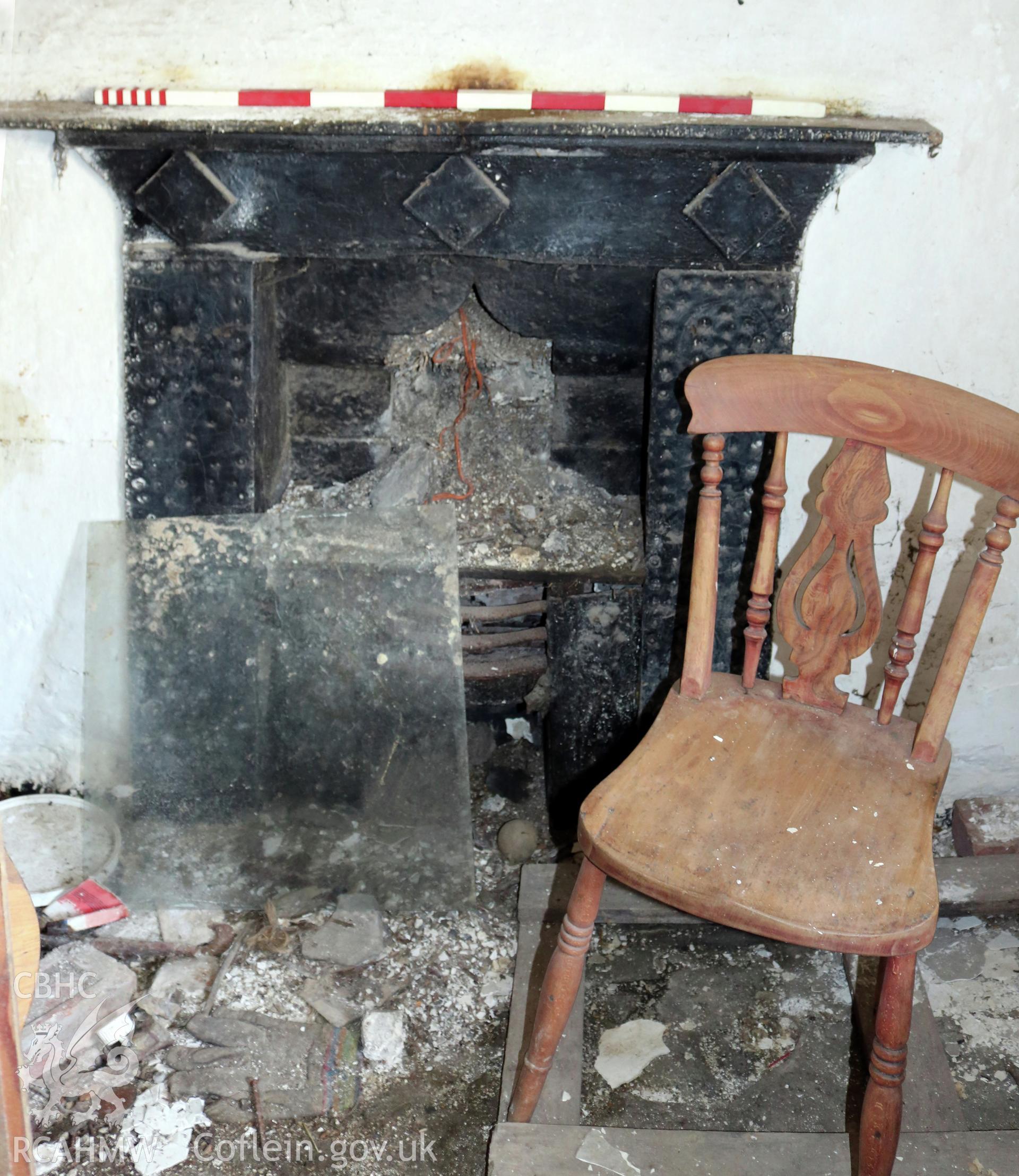 Photograph showing interior view of barn and cottage at Maes yr Hendre, taken by Dr Marian Gwyn, 6th July 2016. (Original Reference no. 0100)