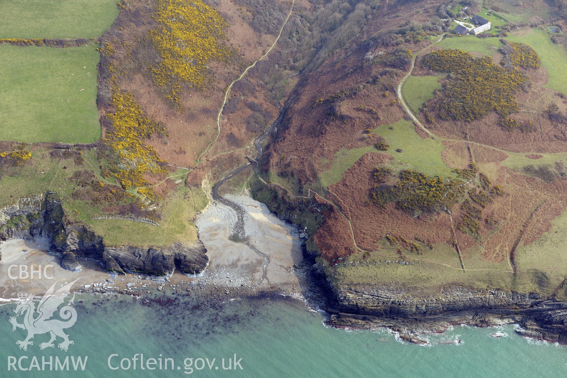 Aerial photography of Castell Bach taken on 27th March 2017 to monitor coastal erosion. Baseline aerial reconnaissance survey for the CHERISH Project. ? Crown: CHERISH PROJECT 2019. Produced with EU funds through the Ireland Wales Co-operation Programme 2014-2020. All material made freely available through the Open Government Licence.