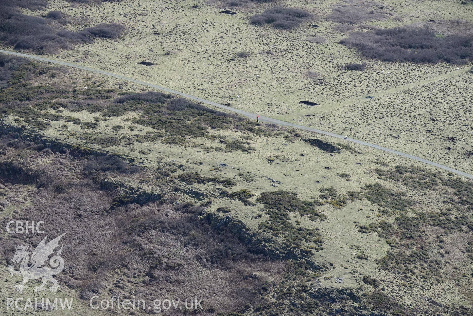 Linney Head Barrow. Baseline aerial reconnaissance survey for the CHERISH Project. ? Crown: CHERISH PROJECT 2018. Produced with EU funds through the Ireland Wales Co-operation Programme 2014-2020. All material made freely available through the Open Government Licence.