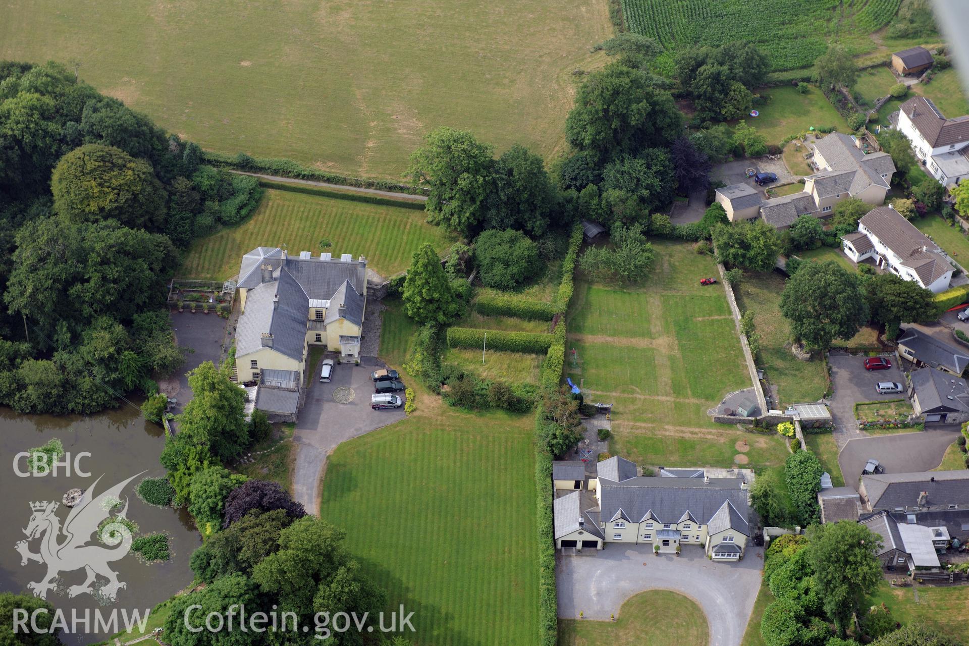 Royal Commission aerial photography of The Cottage recorded during drought conditions on 22nd July 2013.