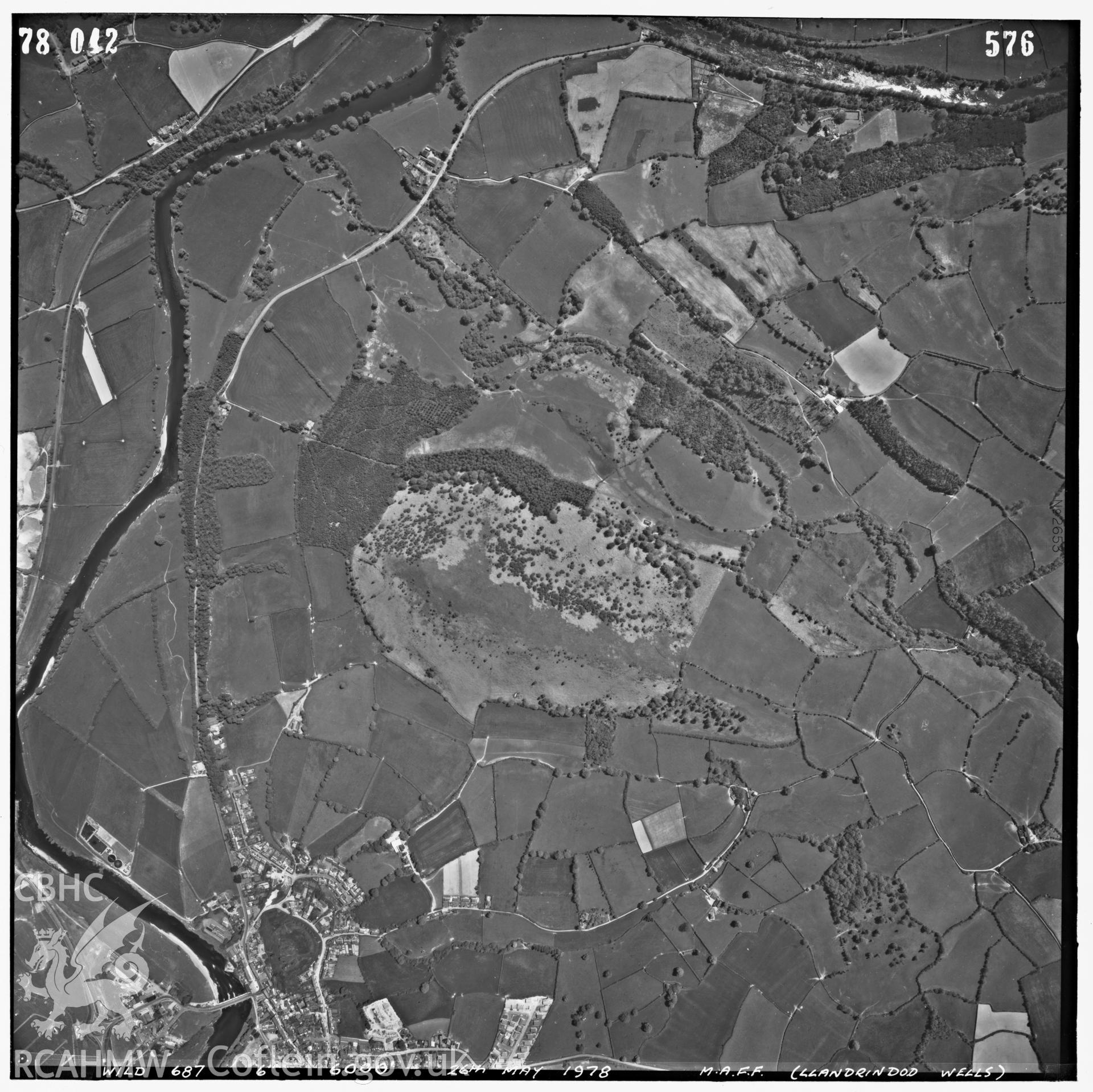 Digitized copy of an aerial photograph showing area near Builth Wells, SO0550, taken by Ordnance Survey, 1978.