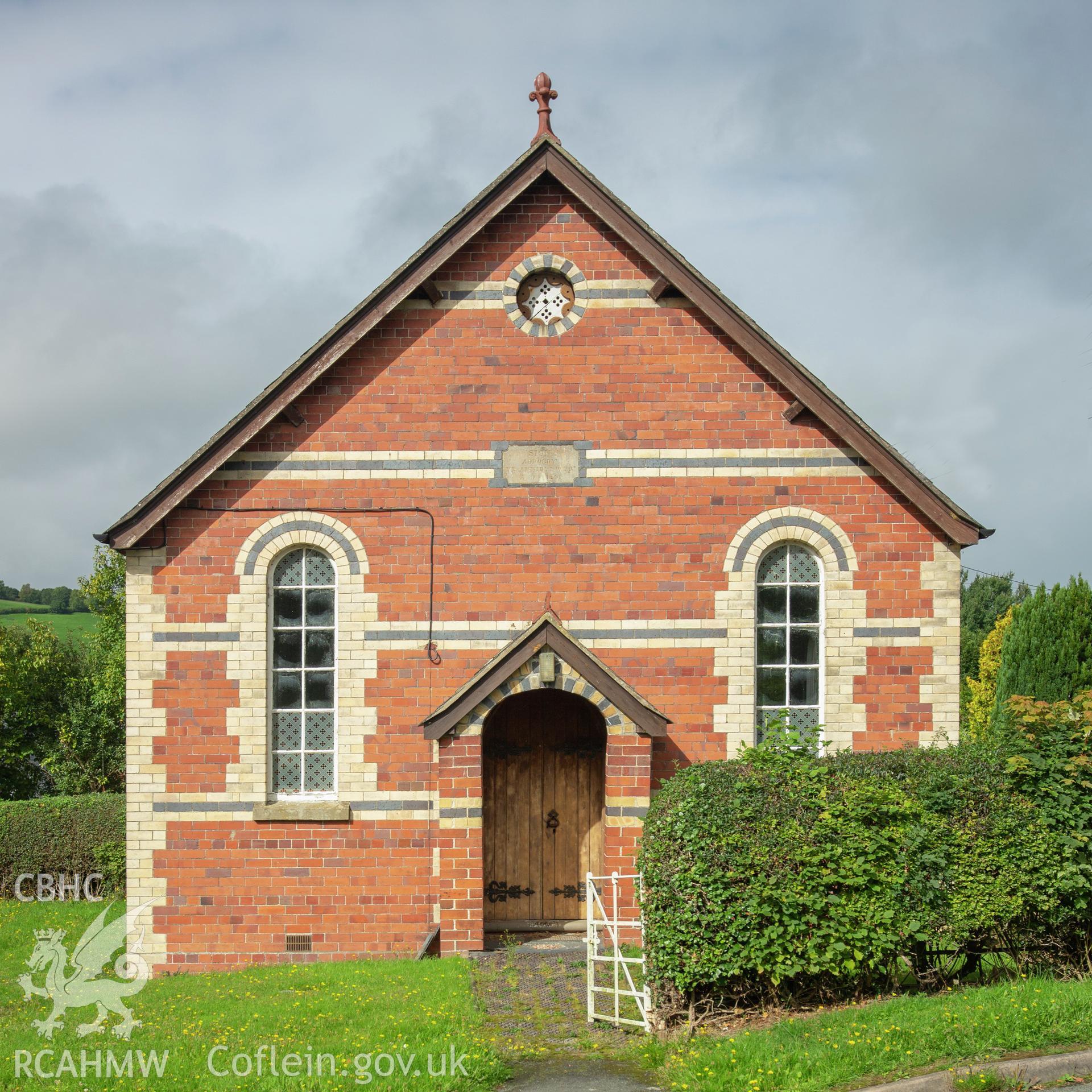 Colour photograph showing front elevation and entrance of Seion Welsh Independent Chapel, Pontrobert. Photographed by Richard Barrett on 9th September 2018.