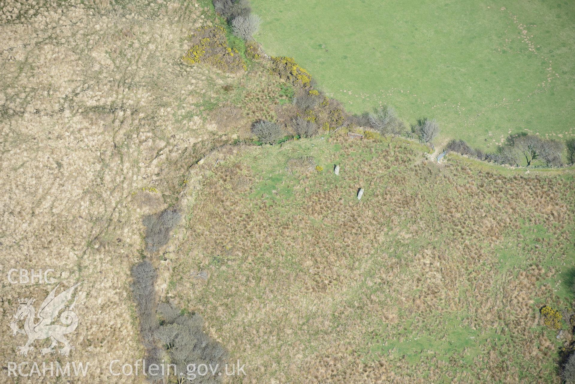 Waun Llwyd Stones, Dolaumaen. Oblique aerial photograph taken during the Royal Commission's programme of archaeological aerial reconnaissance by Toby Driver on 15th April 2015.