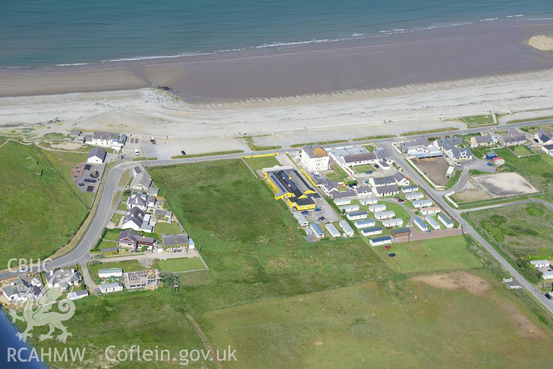Dinas Dinlle. Oblique aerial photograph taken during the Royal Commission's programme of archaeological aerial reconnaissance by Toby Driver on 23rd June 2015.