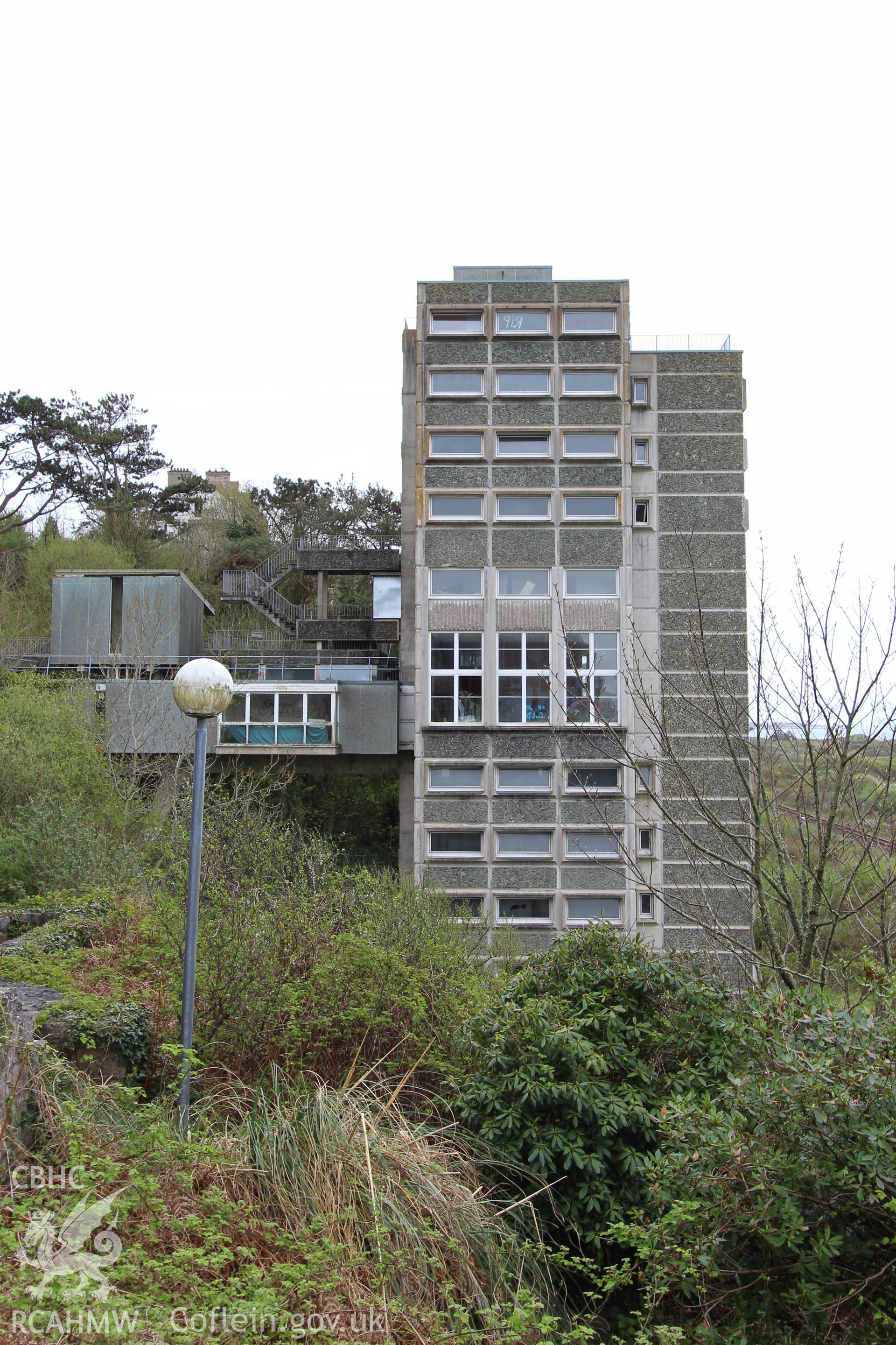 Accommodation block at Coleg Harlech, from north