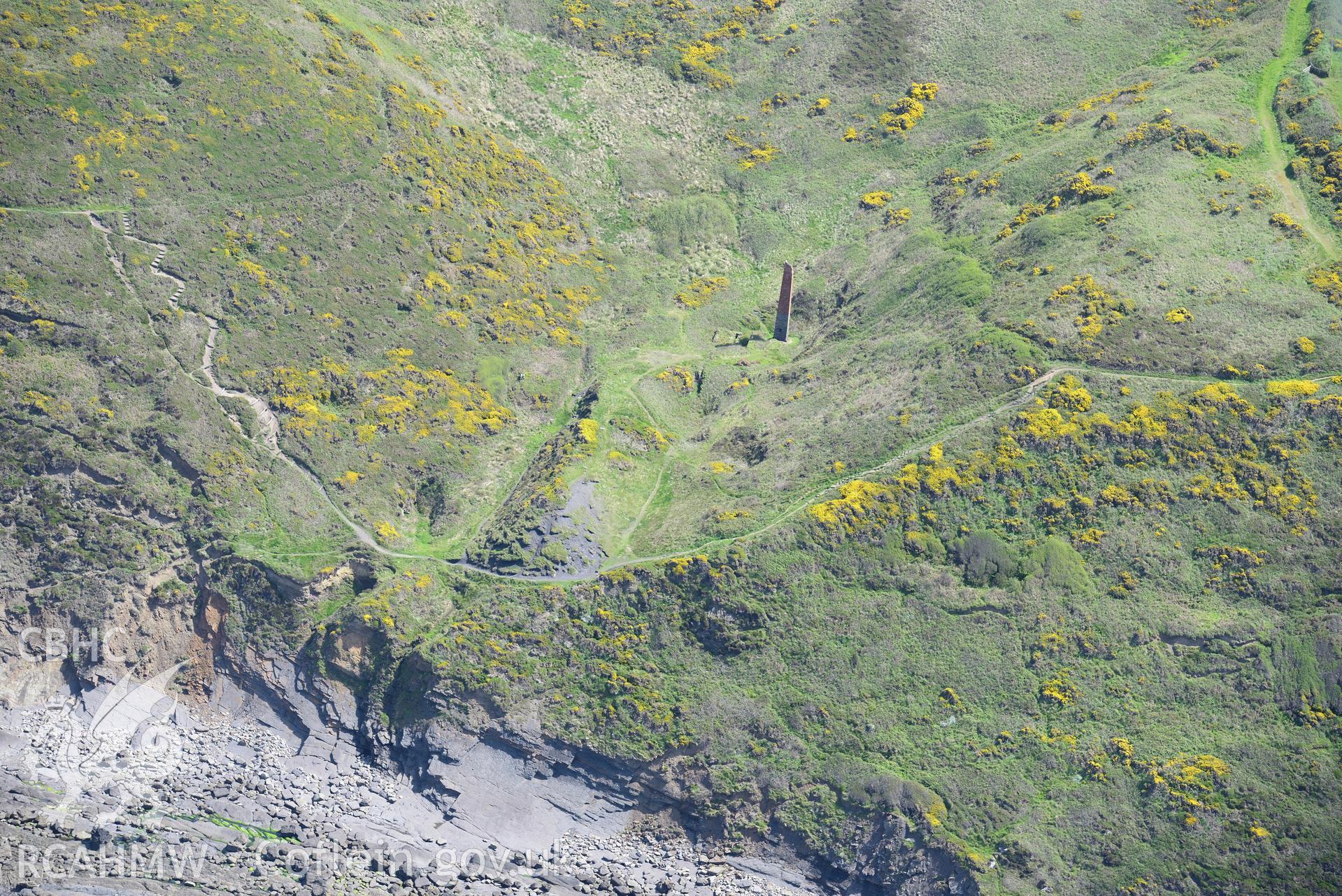 Trefran Cliff Colliery. Oblique aerial photograph taken during the Royal Commission's programme of archaeological aerial reconnaissance by Toby Driver on 13th May 2015.
