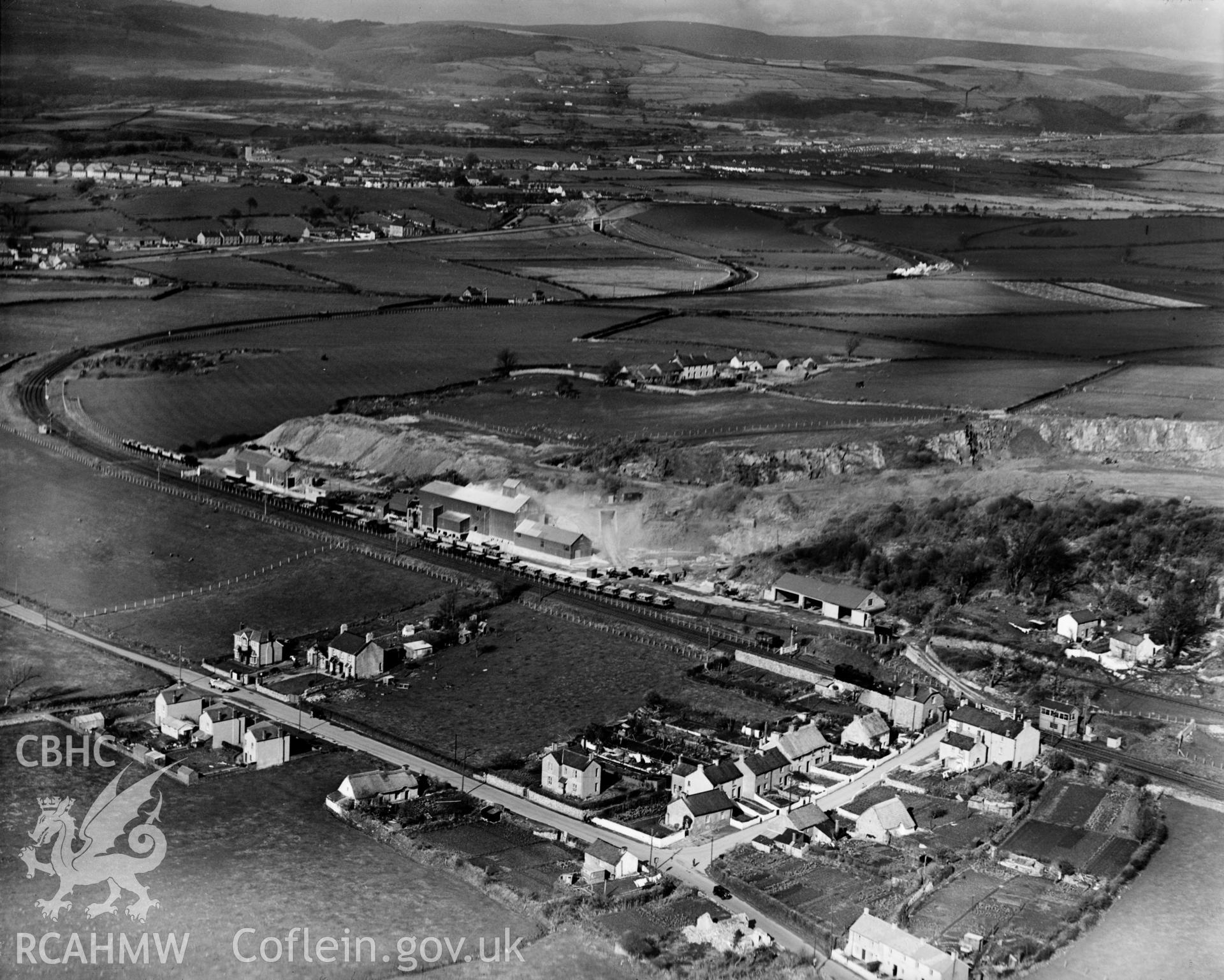 View of C.F. Gaen, Cornelly Quarries, Pyle, oblique aerial view. 5?x4? black and white glass plate negative.