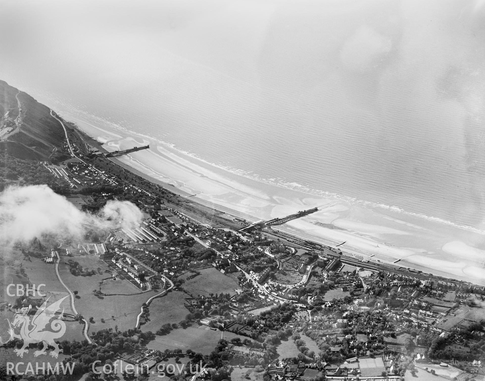 View of Penmaenmawr, oblique aerial view. 5?x4? black and white glass plate negative.