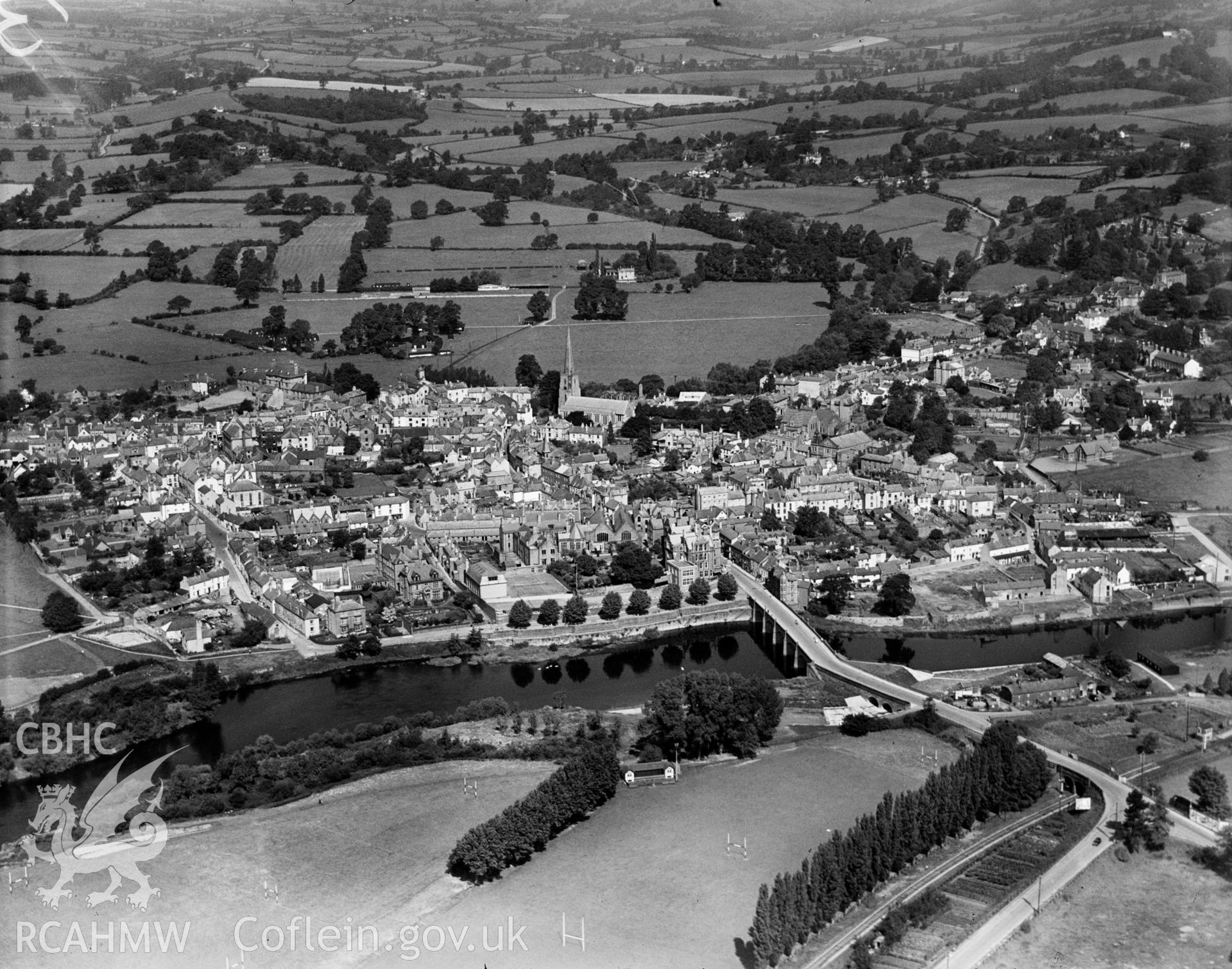 General view of Monmouth, oblique aerial view. 5?x4? black and white glass plate negative.