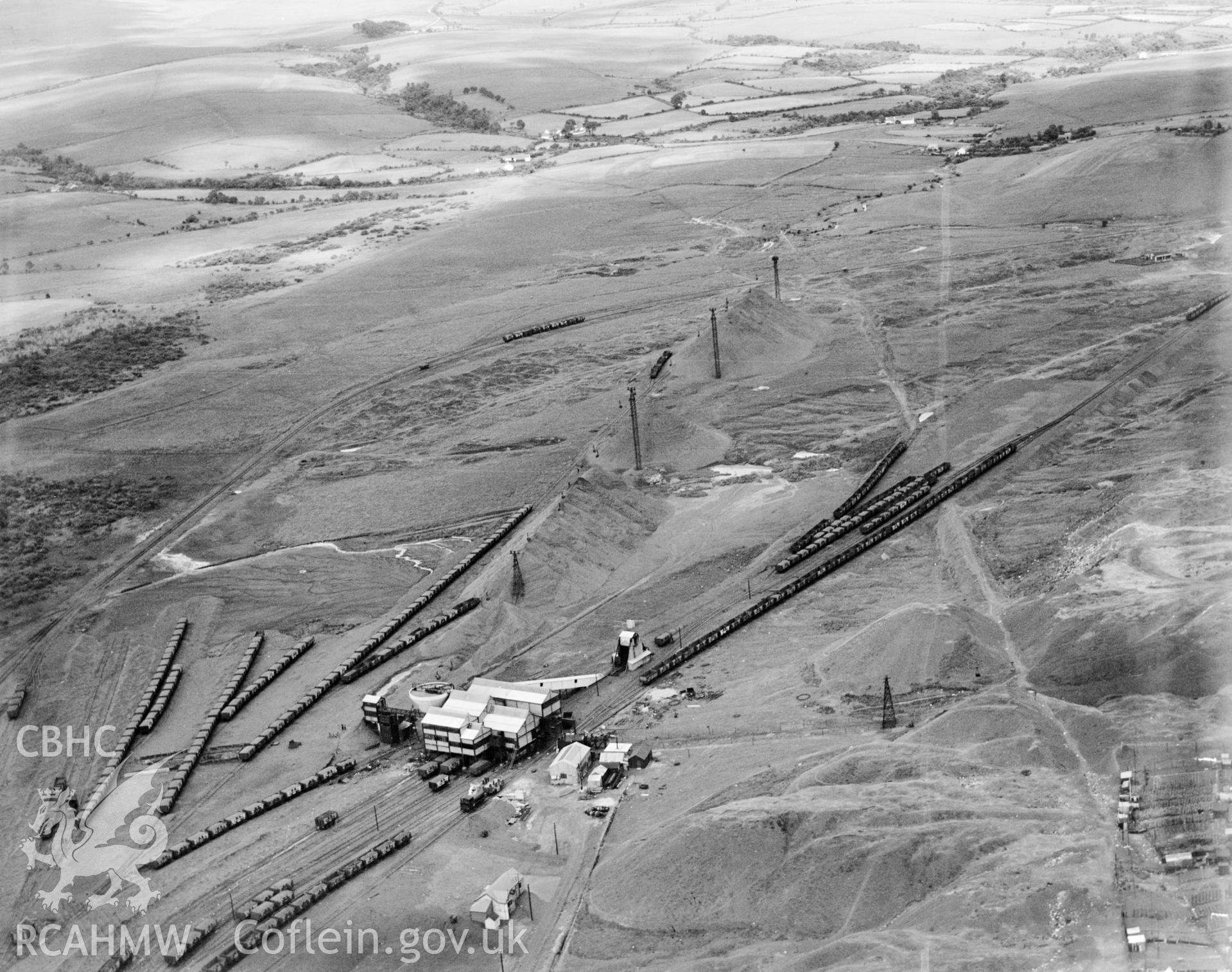 View of Onllwyn coal washery, processing and distribution centre, commissioned by Evans & Bevan, Neath. Oblique aerial photograph, 5?x4? BW glass plate.