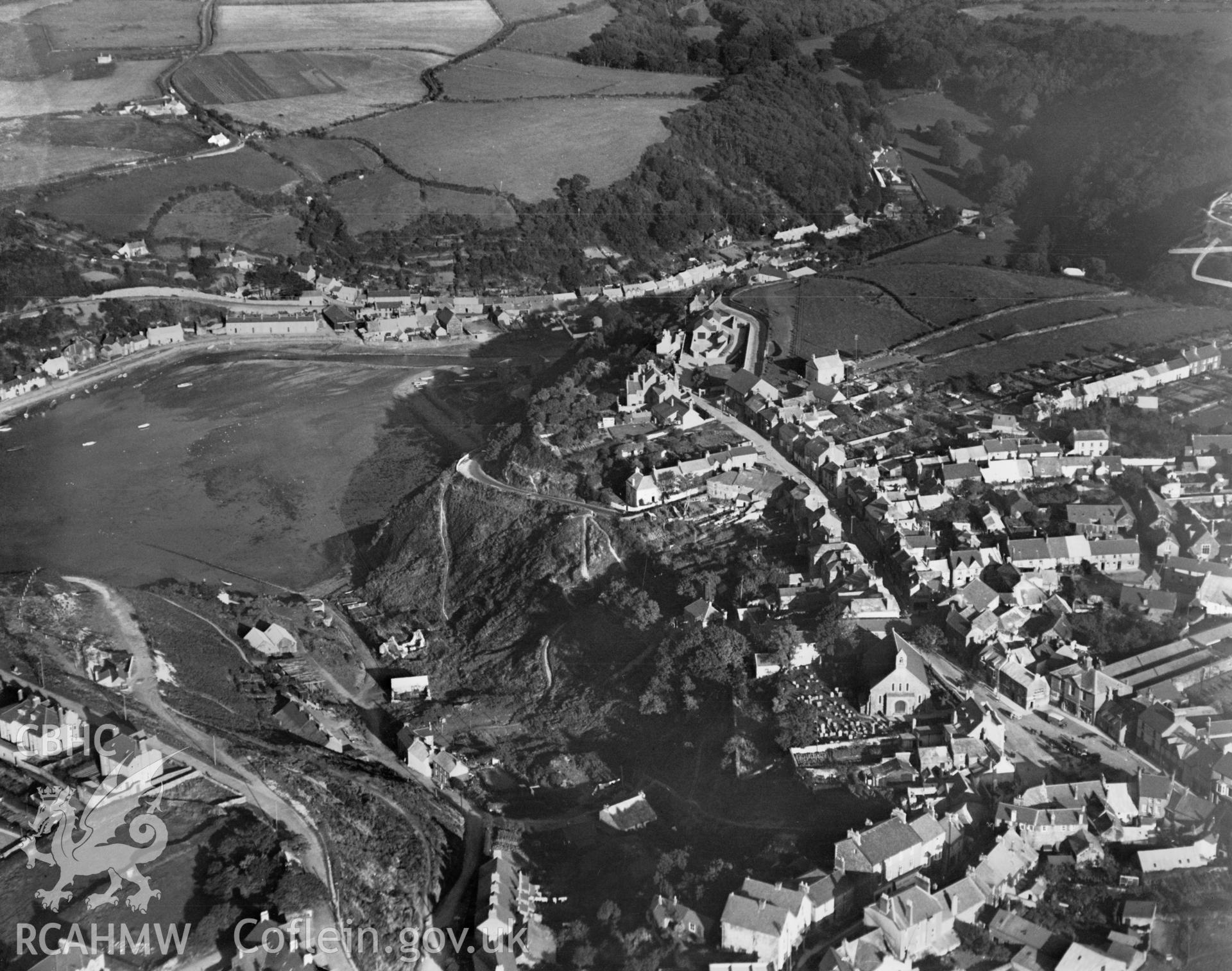 View of Fishguard, oblique aerial view. 5?x4? black and white glass plate negative.