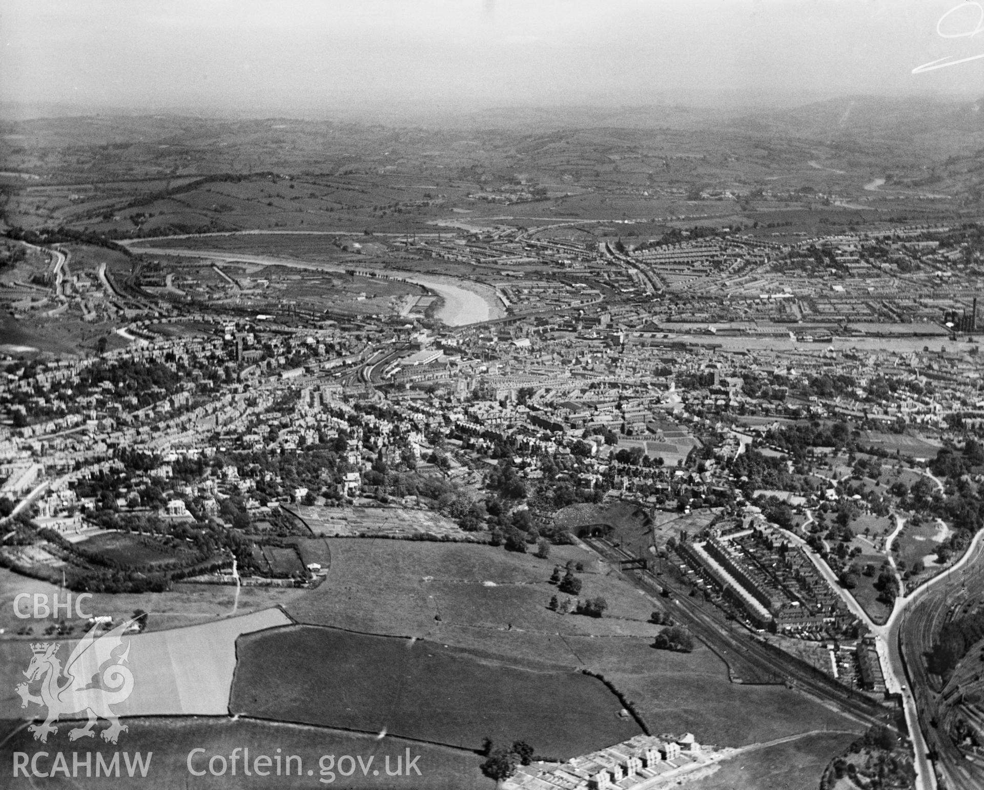 General view of Newport, oblique aerial view. 5?x4? black and white glass plate negative.