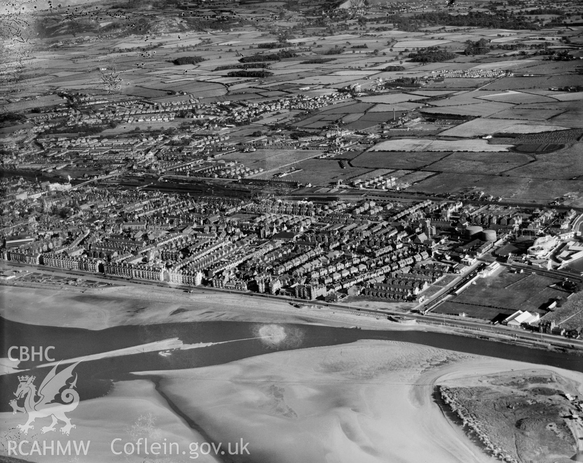 View of Rhyl, oblique aerial view. 5?x4? black and white glass plate negative.