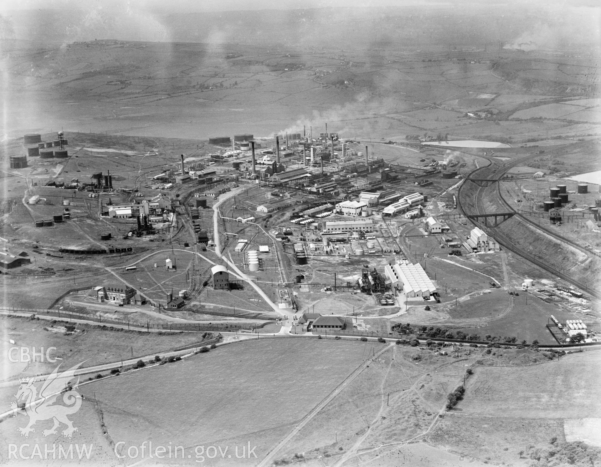 View of National Oil Refineries (Anglo-Persion) Llandarcy, oblique aerial view. 5?x4? black and white glass plate negative.