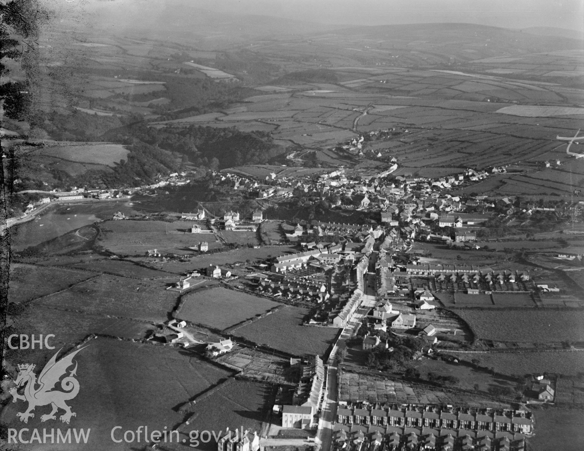 View of Fishguard, oblique aerial view. 5?x4? black and white glass plate negative.