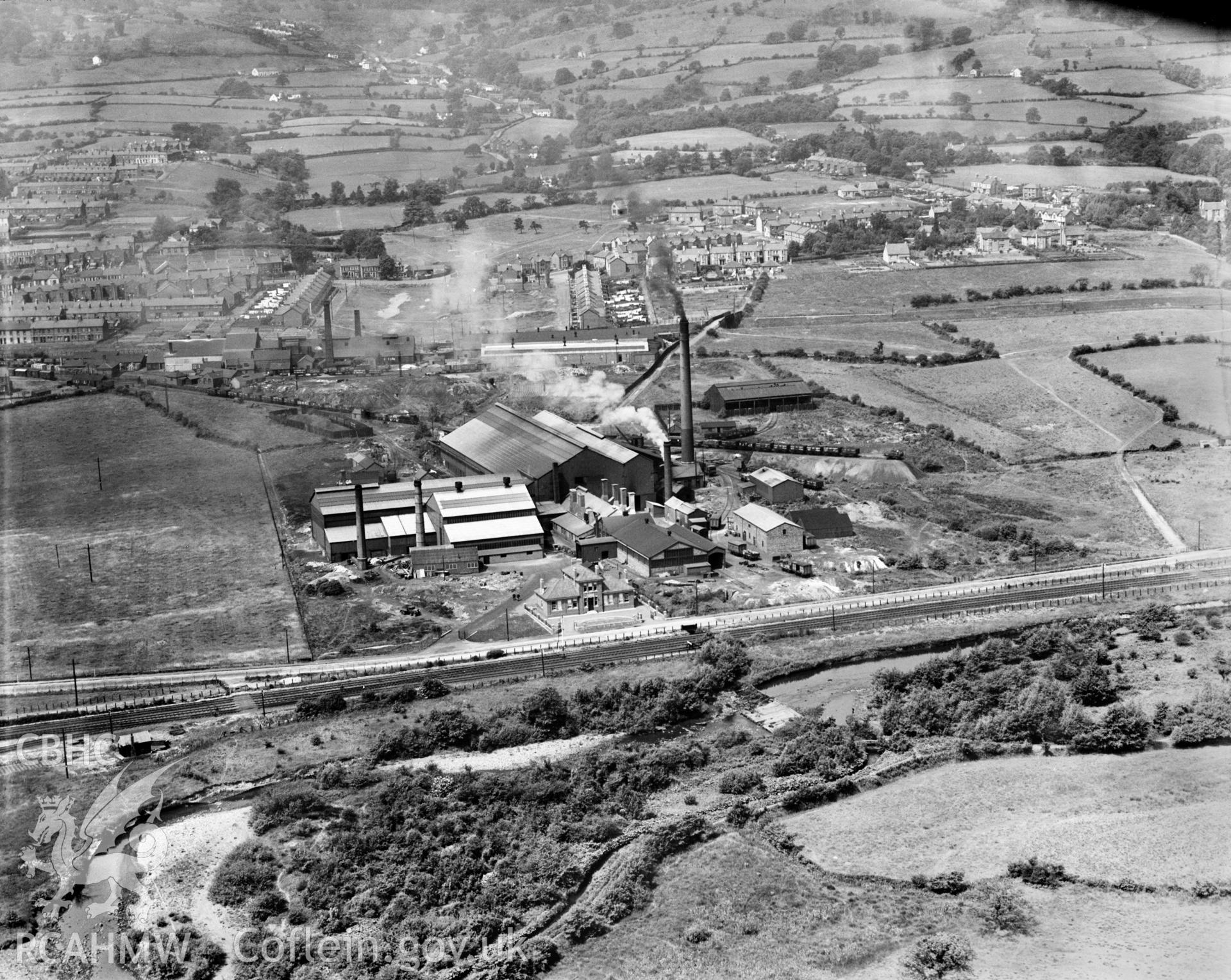 View of Avondale Tinplate Co., Pontnewydd, oblique aerial view. 5?x4? black and white glass plate negative.