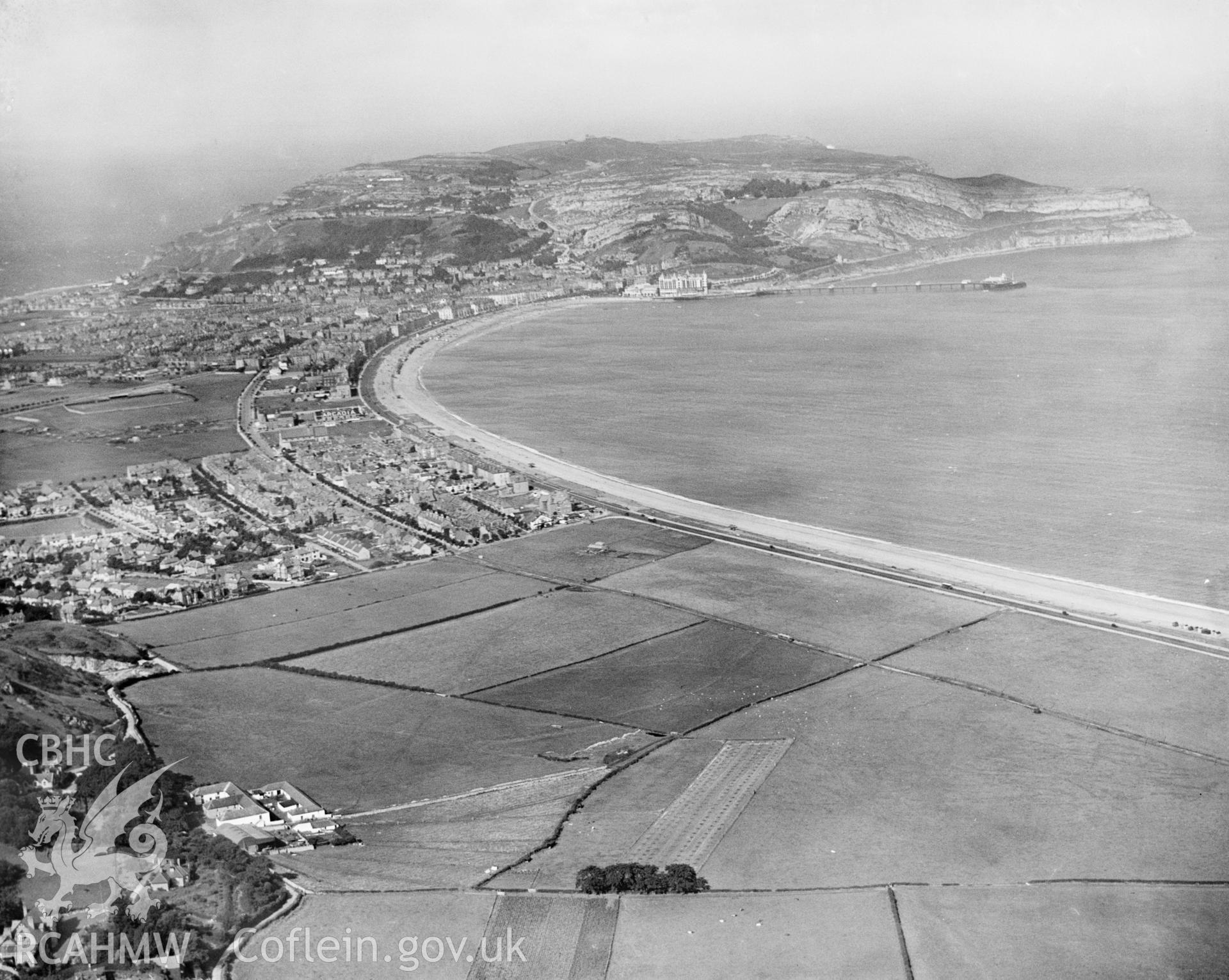 Distant view of Llandudno, oblique aerial view. 5?x4? black and white glass plate negative.