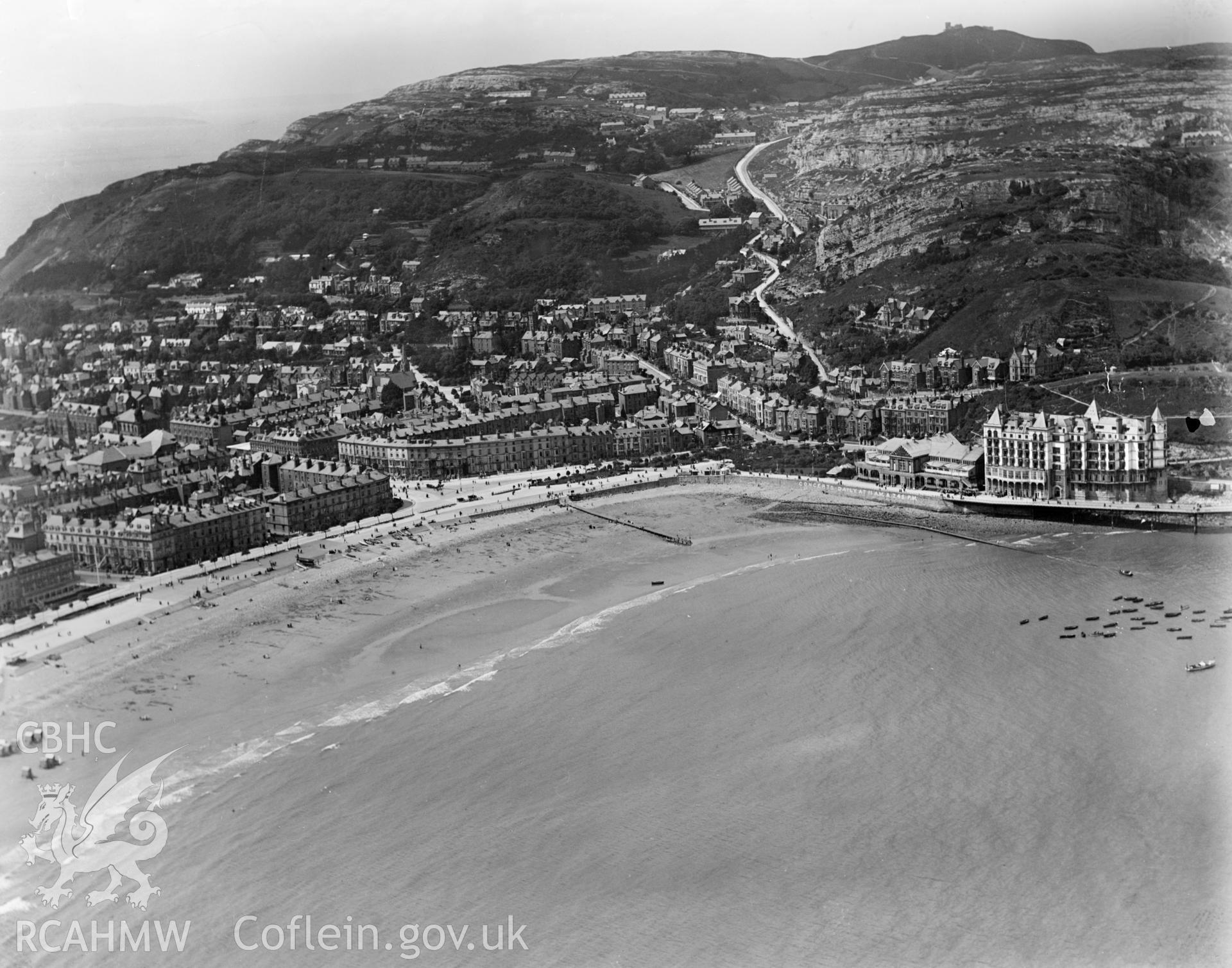 General view of Llandudno, oblique aerial view. 5?x4? black and white glass plate negative.