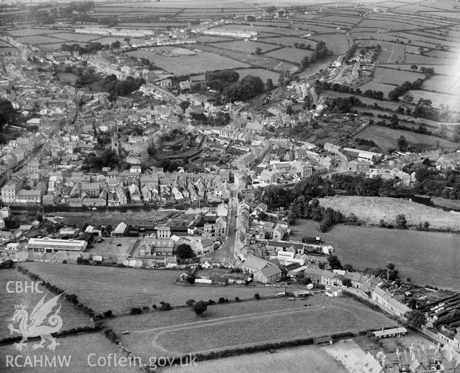 General view of Haverfordwest, oblique aerial view. 5?x4? black and white glass plate negative.