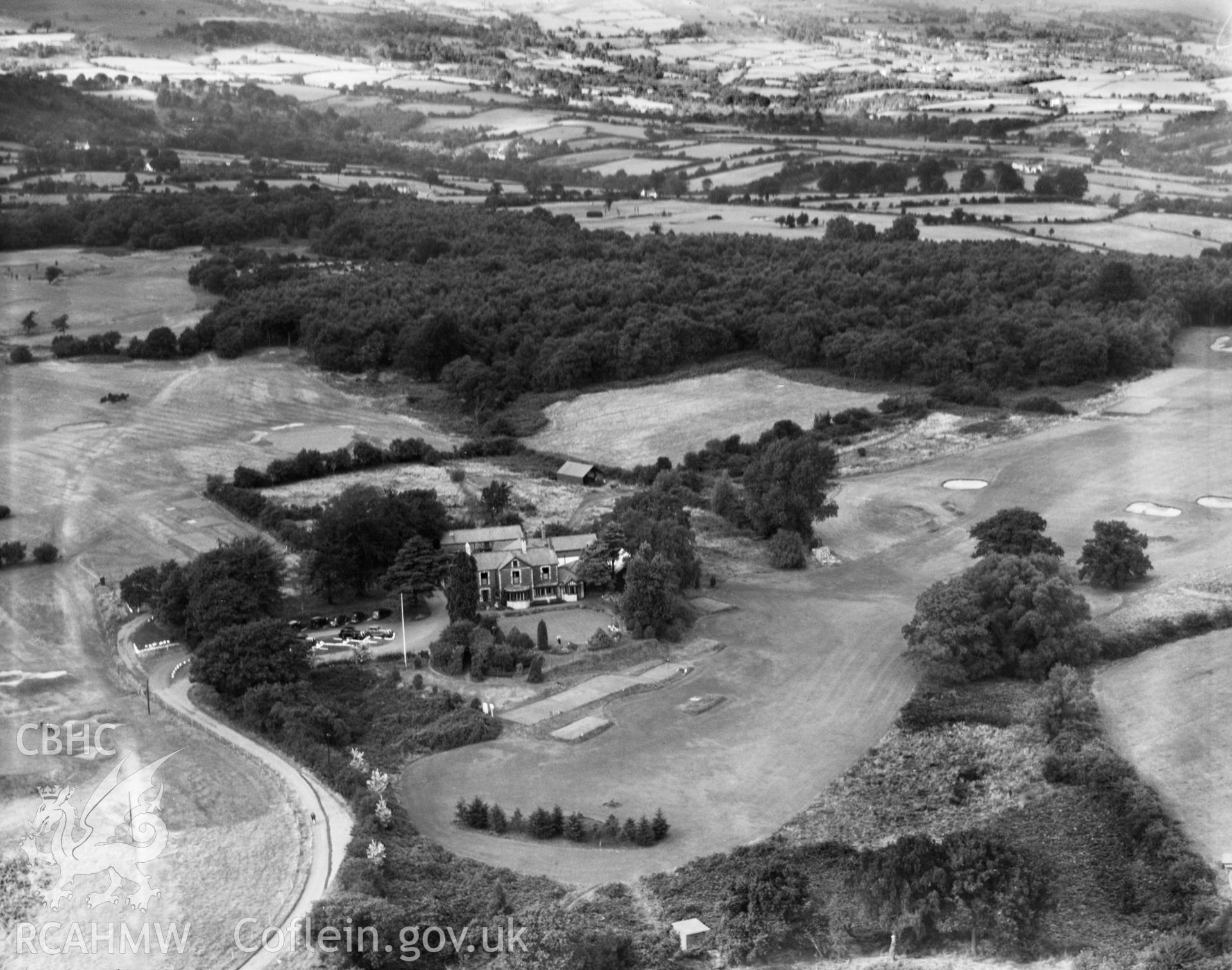 View of Llanishen golf club, oblique aerial view. 5?x4? black and white glass plate negative.