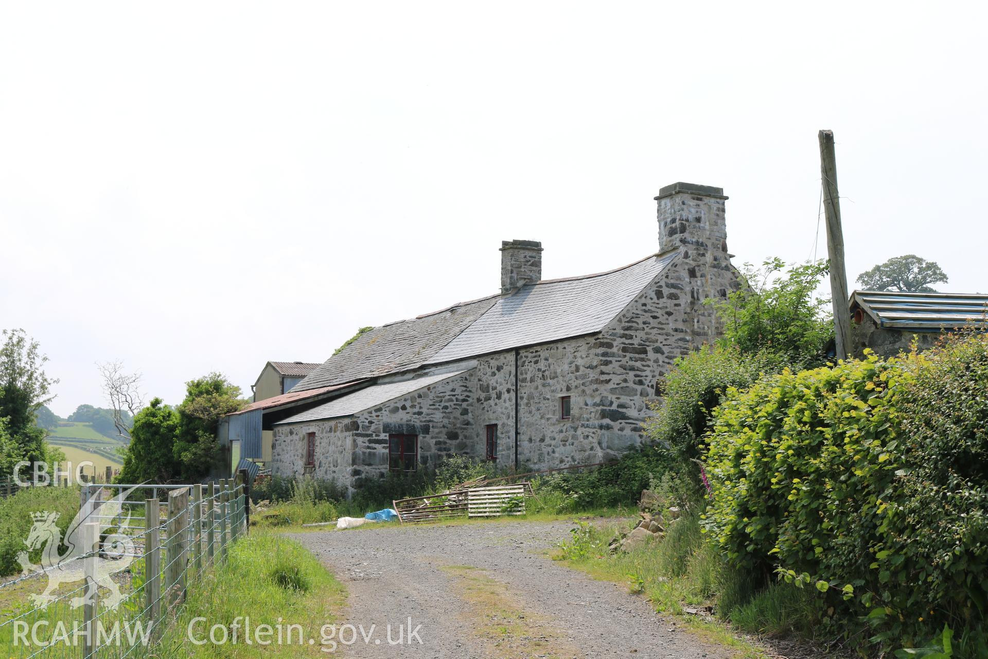 Photograph showing exterior view of cottage, at Maes yr Hendre, taken by Dr Marian Gwyn, 6th July 2016. (Original Reference no. 0220)