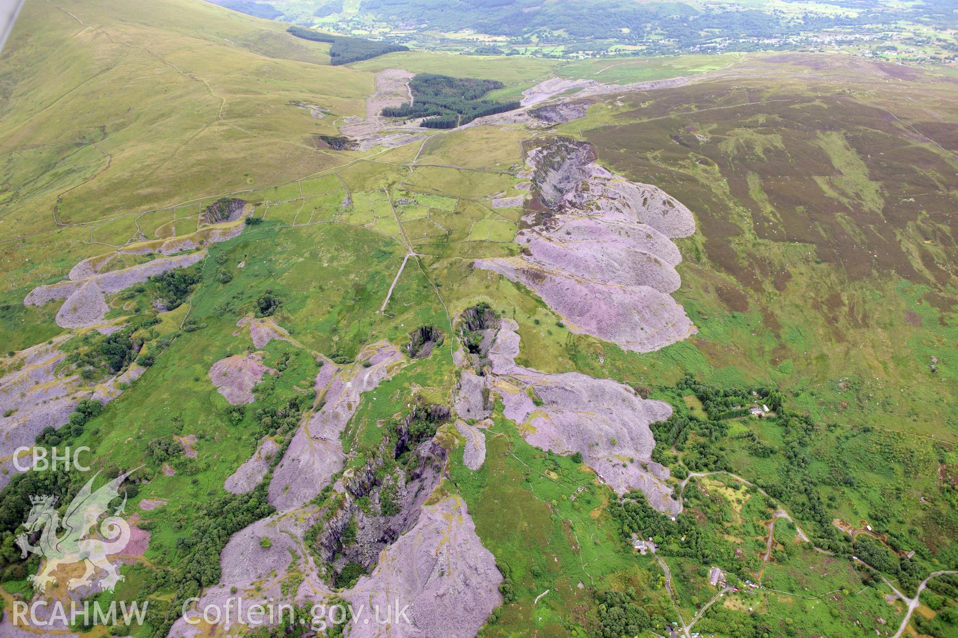 Chwarel Cefn-du Slate Quarry. Oblique aerial photograph taken during the Royal Commission's programme of archaeological aerial reconnaissance by Toby Driver on 30th July 2015.
