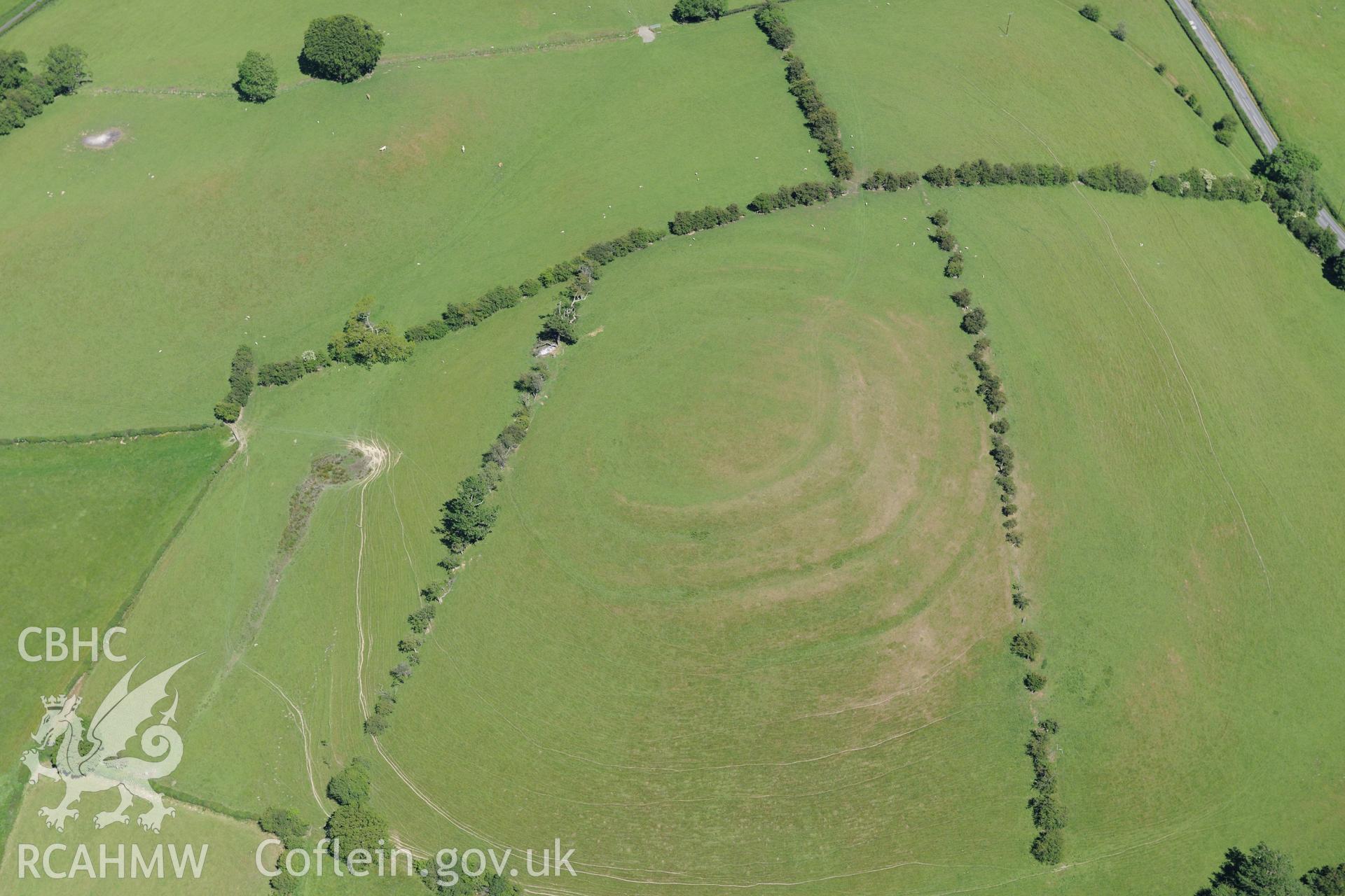 Pentre Camp defended enclosure, west of Welshpool. Oblique aerial photograph taken during the Royal Commission's programme of archaeological aerial reconnaissance by Toby Driver on 30th June 2015.