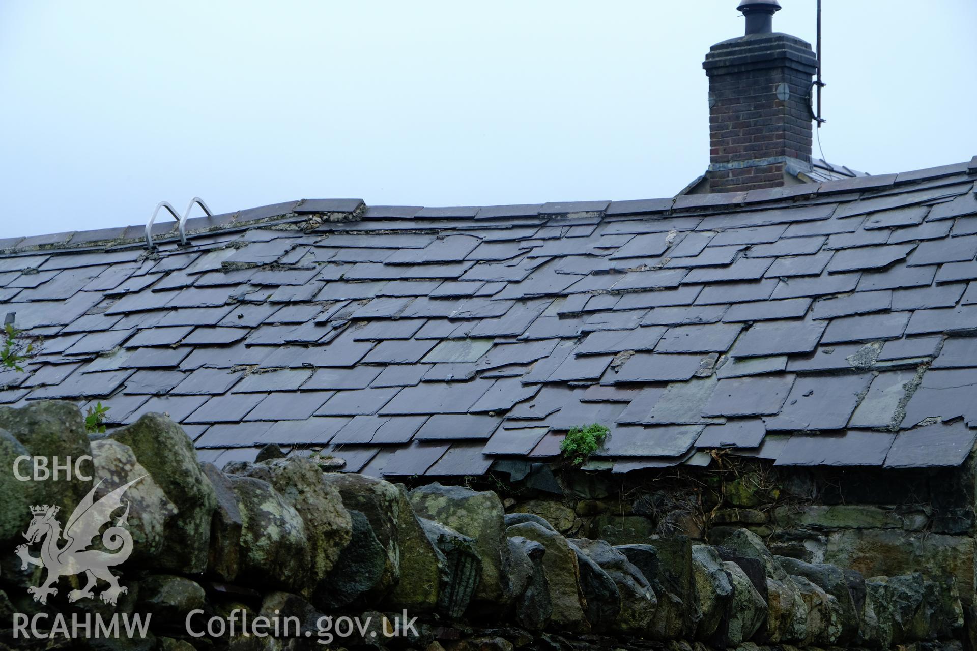 Colour photograph showing view looking at slates on outbuilding roof at Pant-Ffrydlas Farm (near Abercaseg), Pant Road, Bethesda, produced by Richard Hayman 16th March 2017