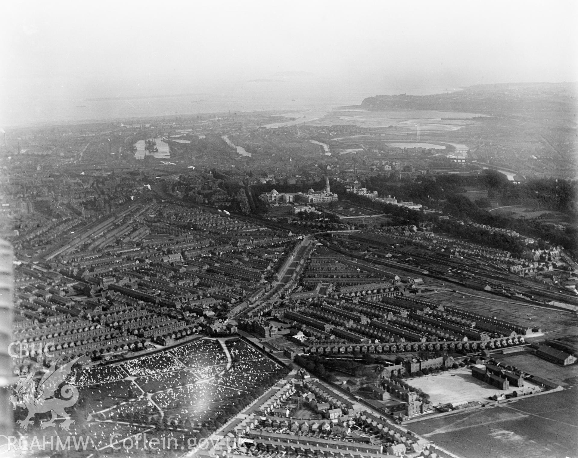 General view of Cardiff, oblique aerial view. 5?x4? black and white glass plate negative.