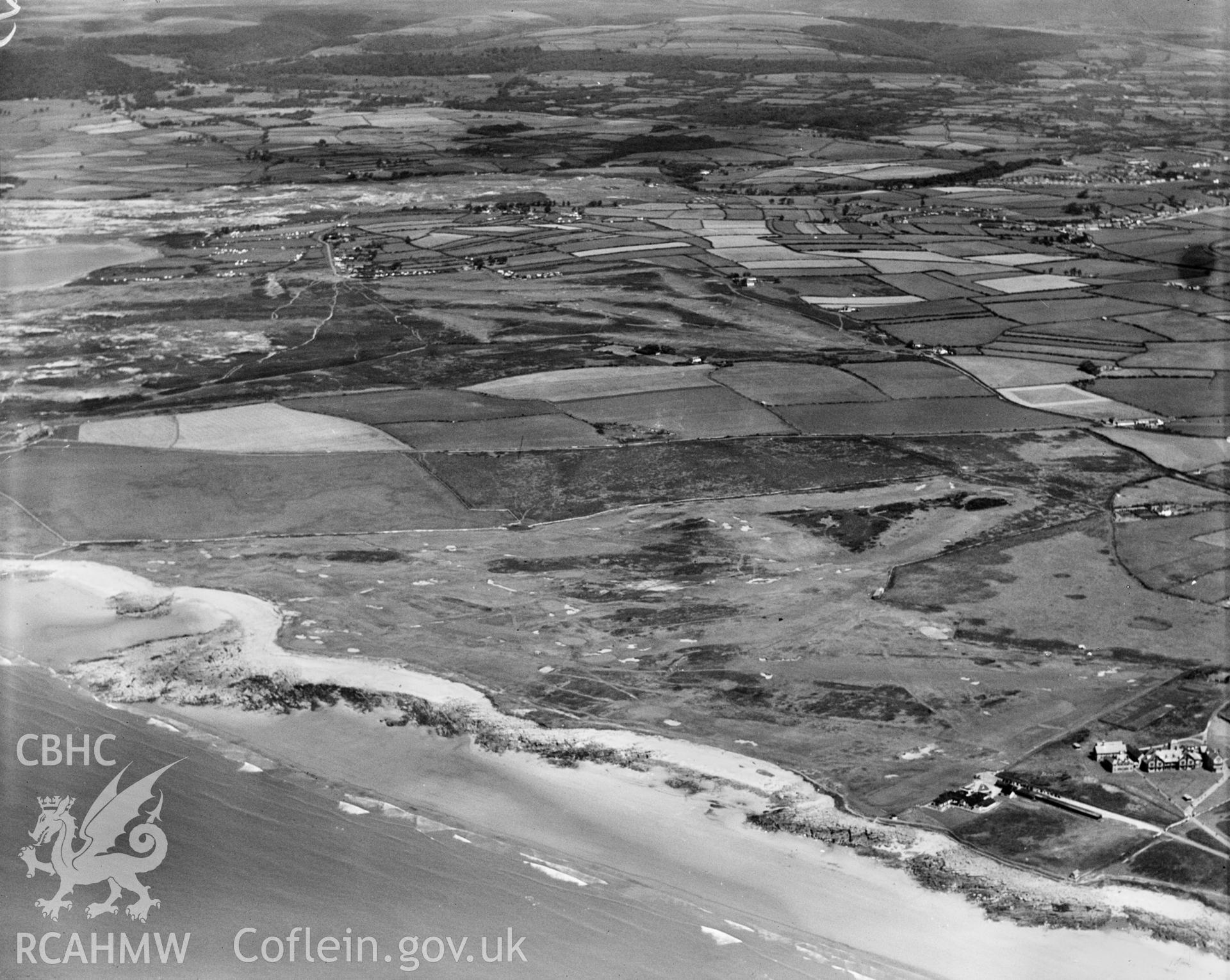 View of Royal Porthcawl golf couse and clubhouse, oblique aerial view. 5?x4? black and white glass plate negative.