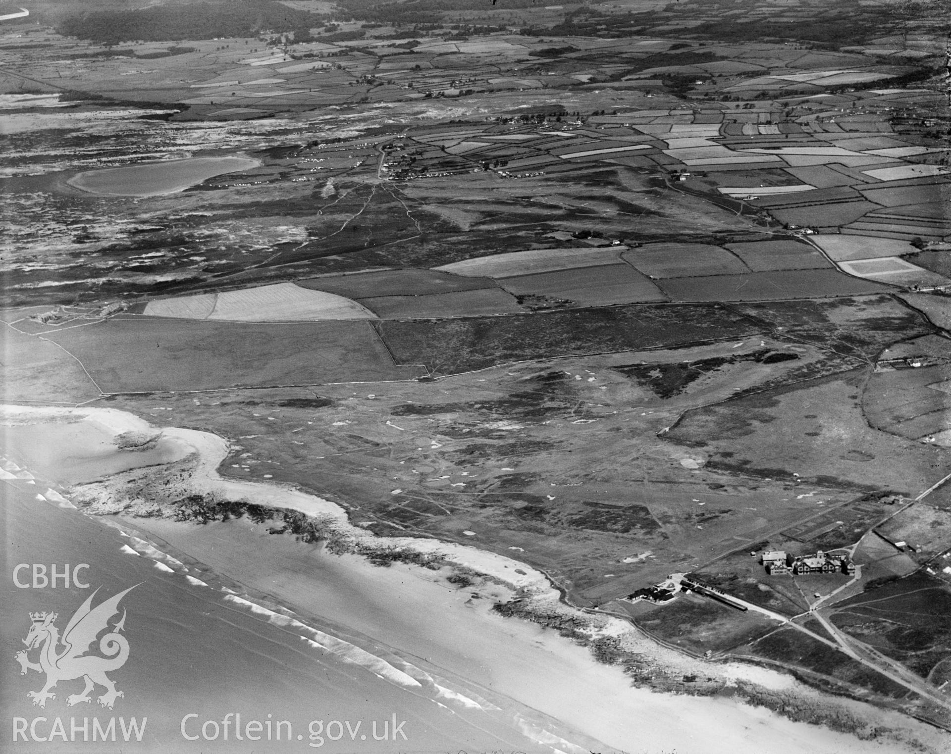 View of Royal Porthcawl golf couse and clubhouse, oblique aerial view. 5?x4? black and white glass plate negative.