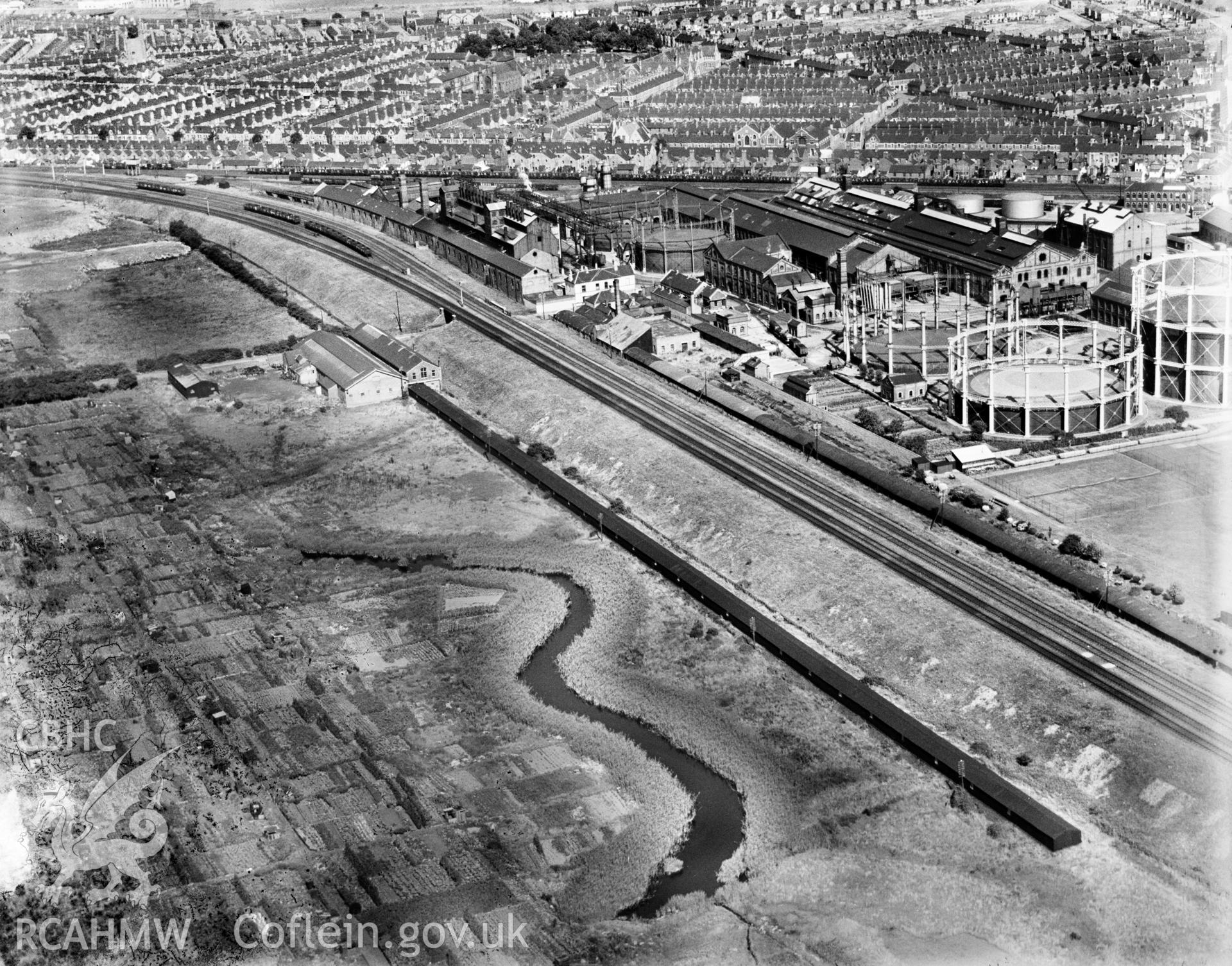 View of Dixon's Ropeworks, Grangetown, oblique aerial view. 5?x4? black and white glass plate negative.