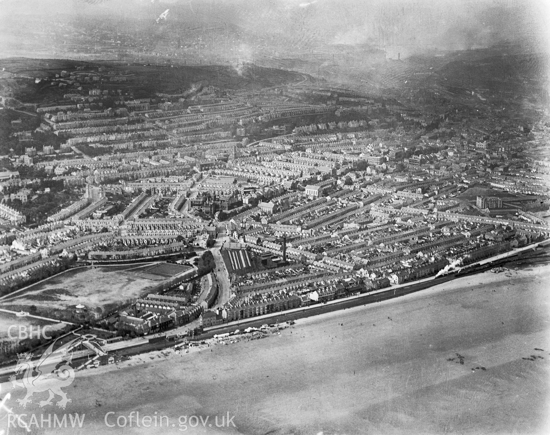 General view of Swansea, oblique aerial view. 5?x4? black and white glass plate negative.