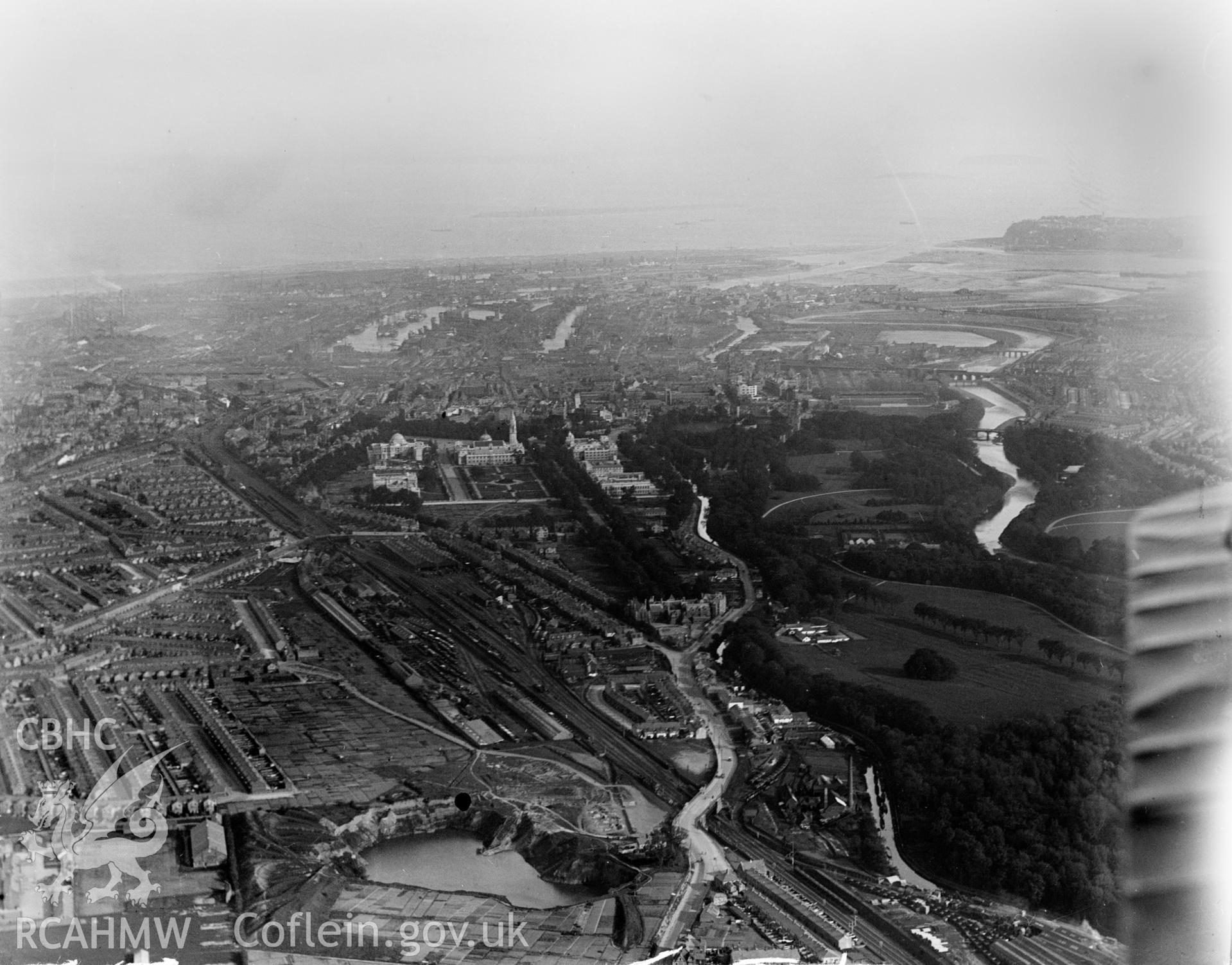 General view of Cardiff, oblique aerial view. 5?x4? black and white glass plate negative.