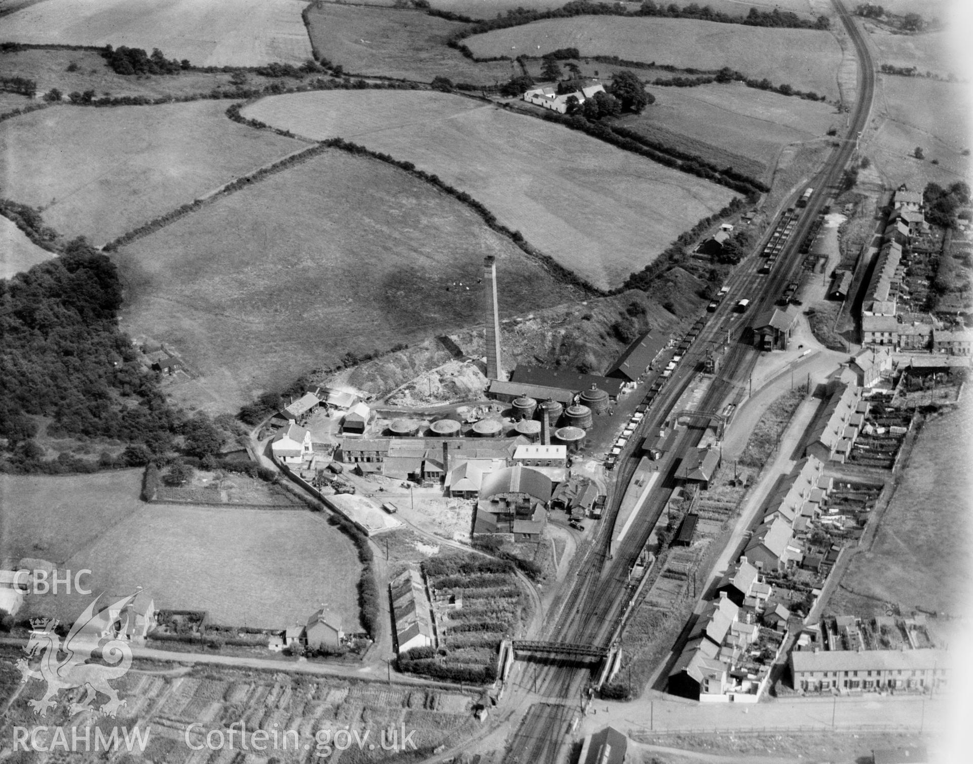 View of Hirwaun brickworks, commissioned by General Refractories. Oblique aerial photograph, 5?x4? BW glass plate.