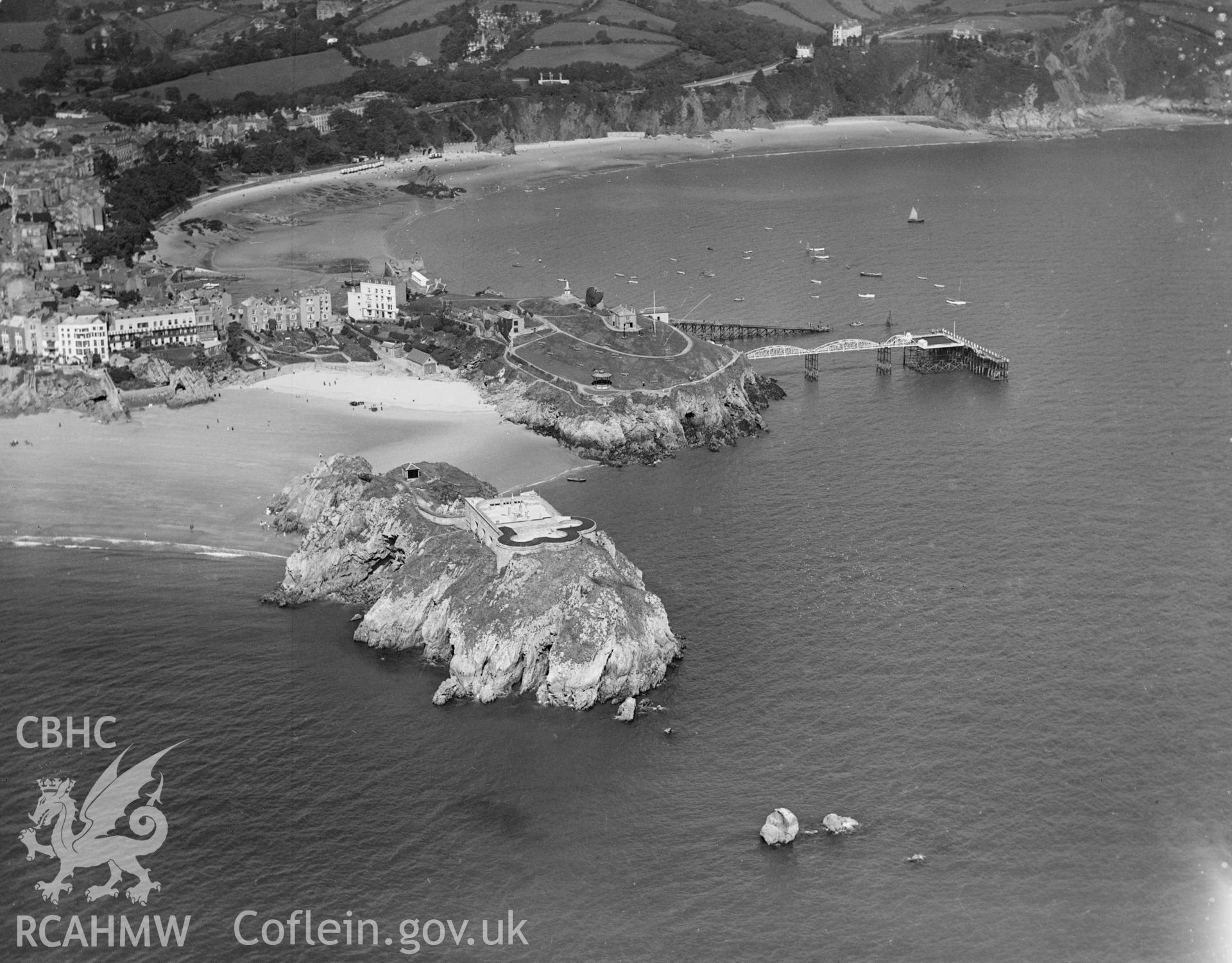 View of Tenby, oblique aerial view. 5?x4? black and white glass plate negative.