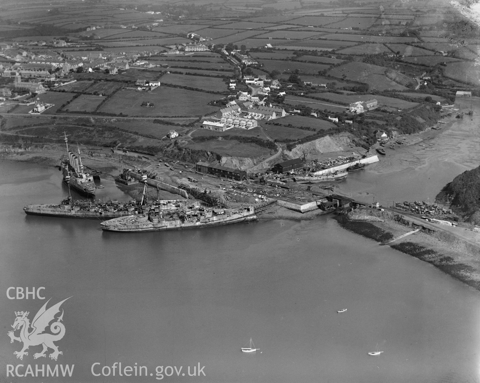 View of Milford Haven, oblique aerial view. 5?x4? black and white glass plate negative.