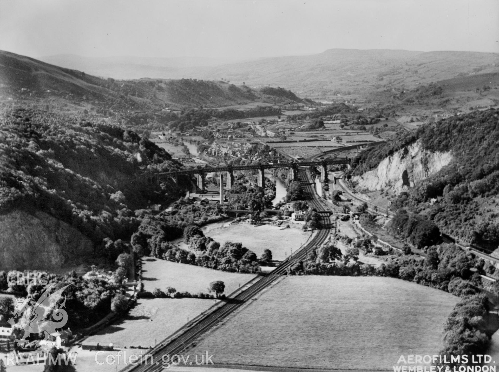 View looking towards Taff's Well showing the viaduct and Garth Works. Oblique aerial photograph, 5?x4? BW glass plate.